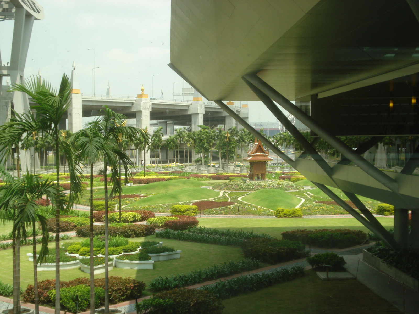 照片 泰国(Thailand) 曼谷(Bangkok) 素万那普机场(Suvarnabhumi Airport) 2007-02 33