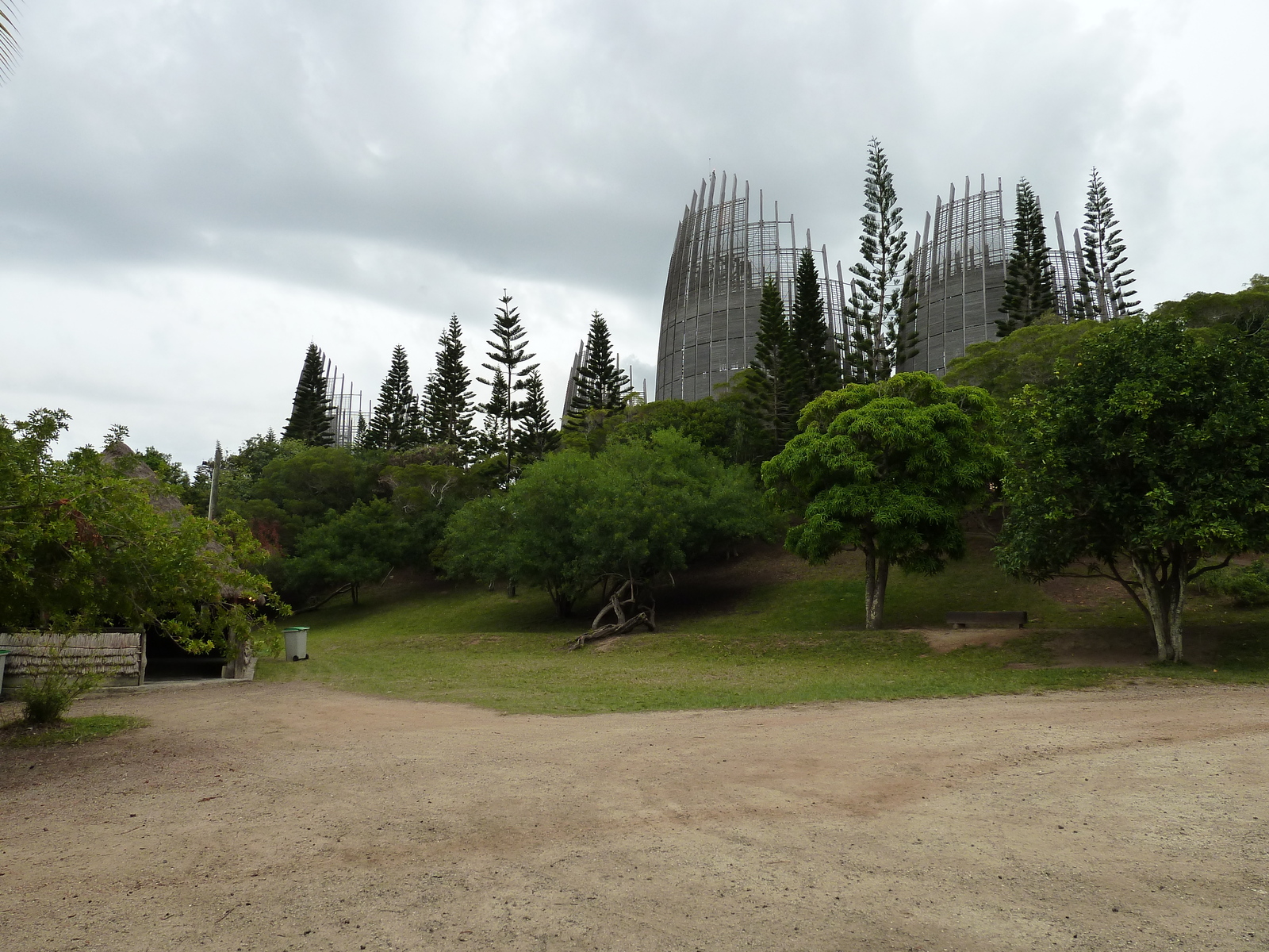 照片 新喀里多尼亚(New Caledonia) 吉巴欧文化中心(Tjibaou Cultural Centre) 2010-05 35