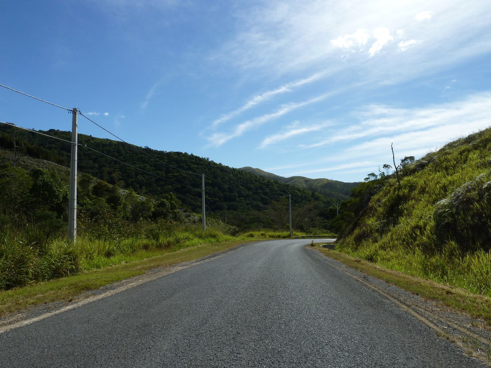 照片 新喀里多尼亚(New Caledonia) 通图塔至蒂奥公路(Tontouta to Thio road) 2010-05 54