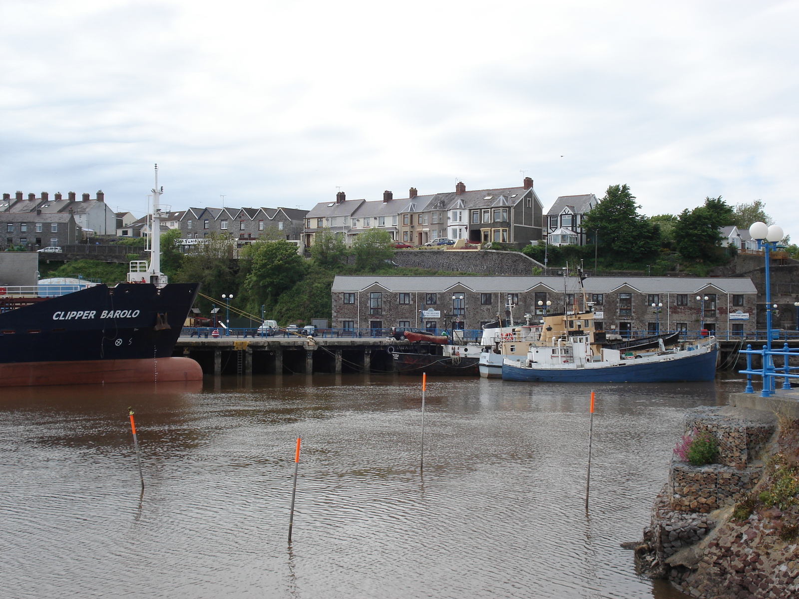 照片 英国(United Kingdom) 彭布罗克郡(Pembrokeshire) 米尔福德港(Milford Haven) 2006-05 11