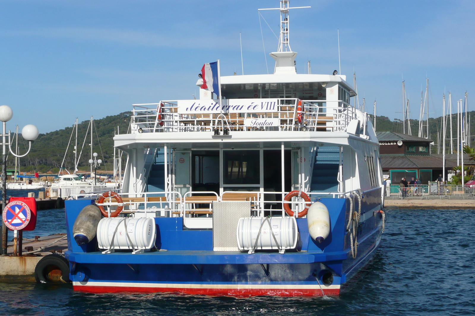 照片 法国(France) 波克罗勒岛(Porquerolles Island) 波克罗勒港(Porquerolles harbour) 2008-05 44