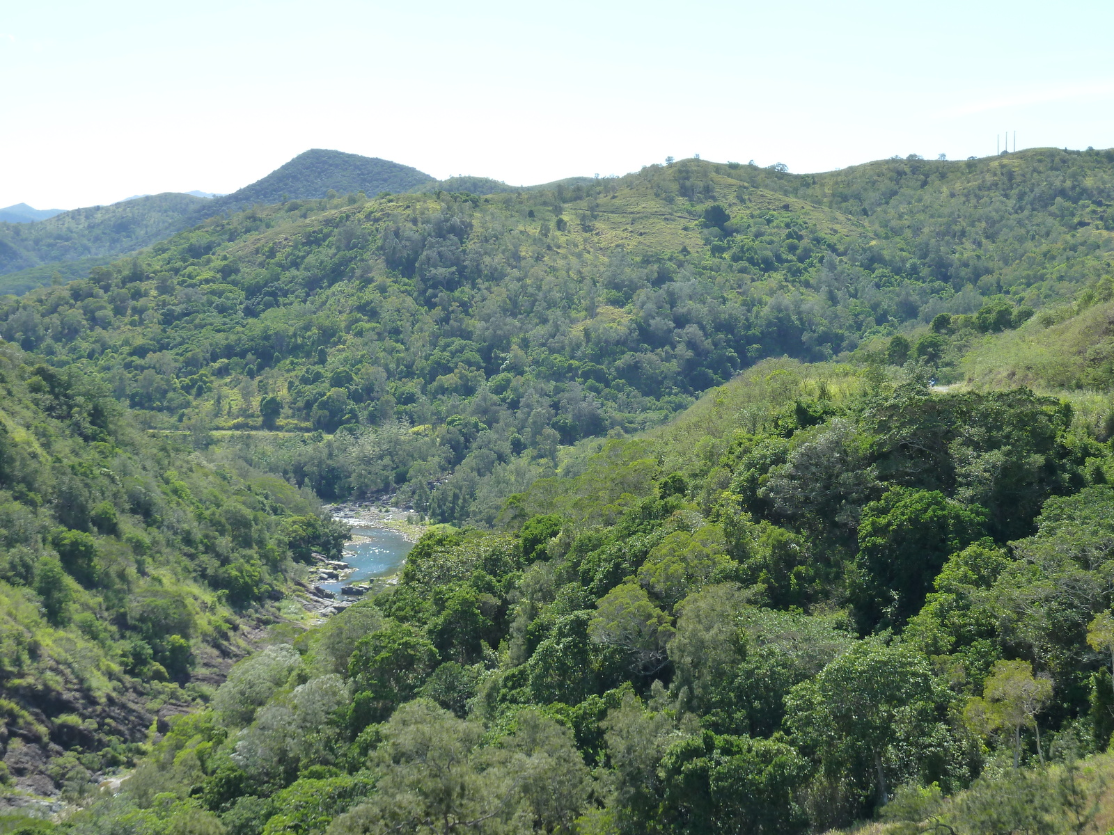 照片 新喀里多尼亚(New Caledonia) 通图塔至蒂奥公路(Tontouta to Thio road) 2010-05 15