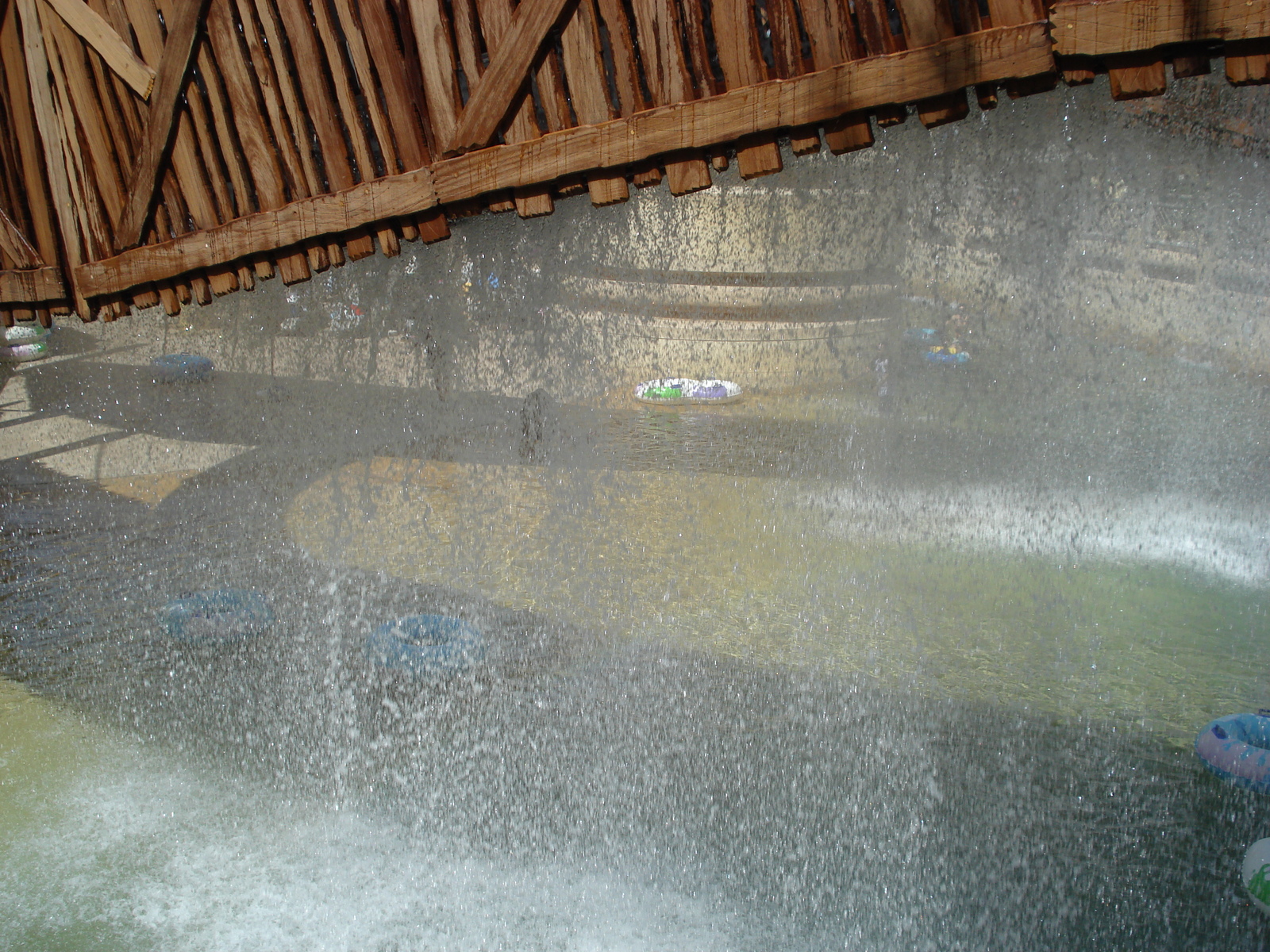 照片 阿联酋(United Arab Emirates) 迪拜(Dubai) 狂野干河水上乐园(Wild Wadi) 2007-03 181