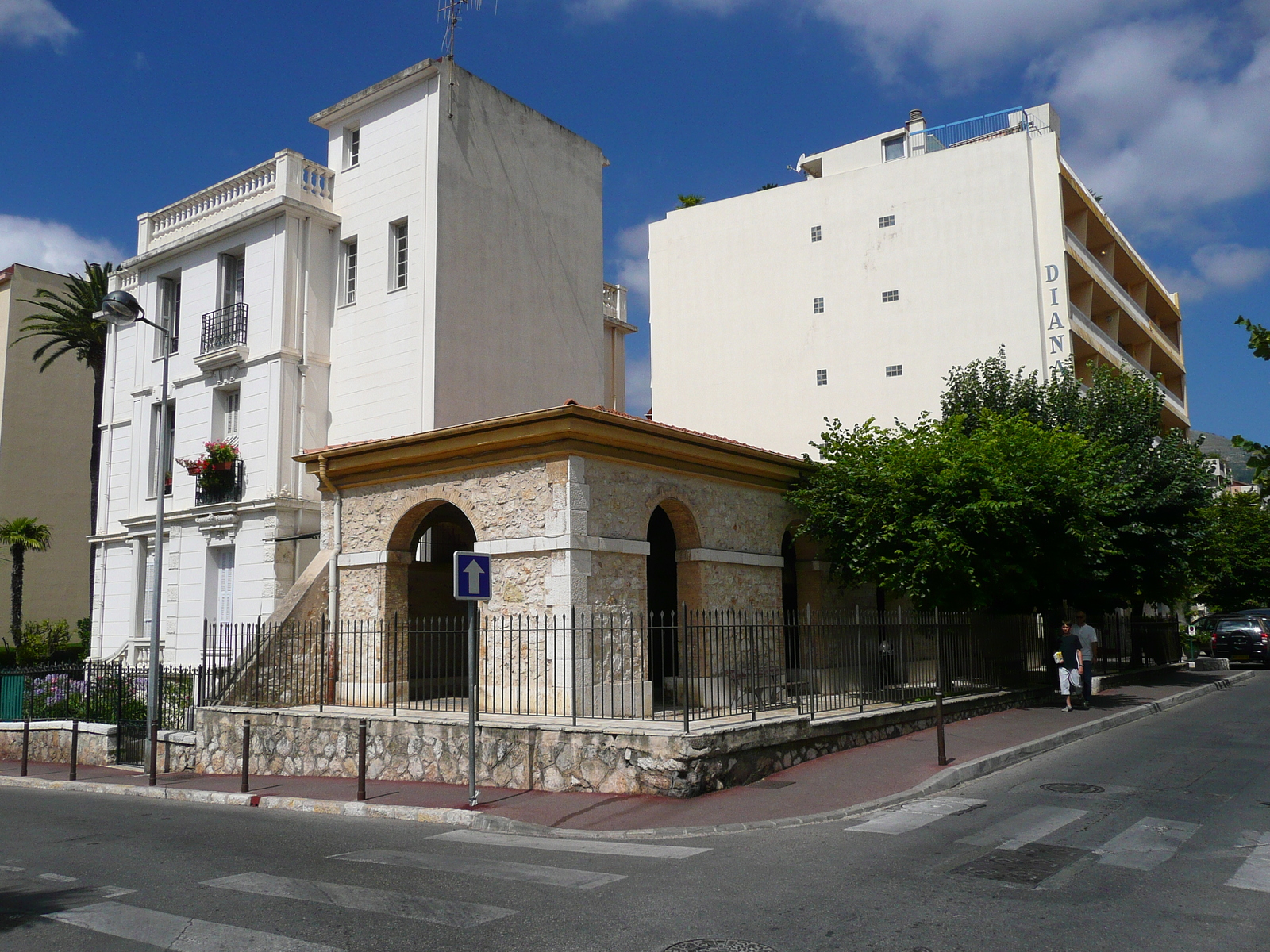 照片 法国(France) 旺斯(Vence) 伊斯纳尔大街(Avenue H. Isnard) 2007-07 32