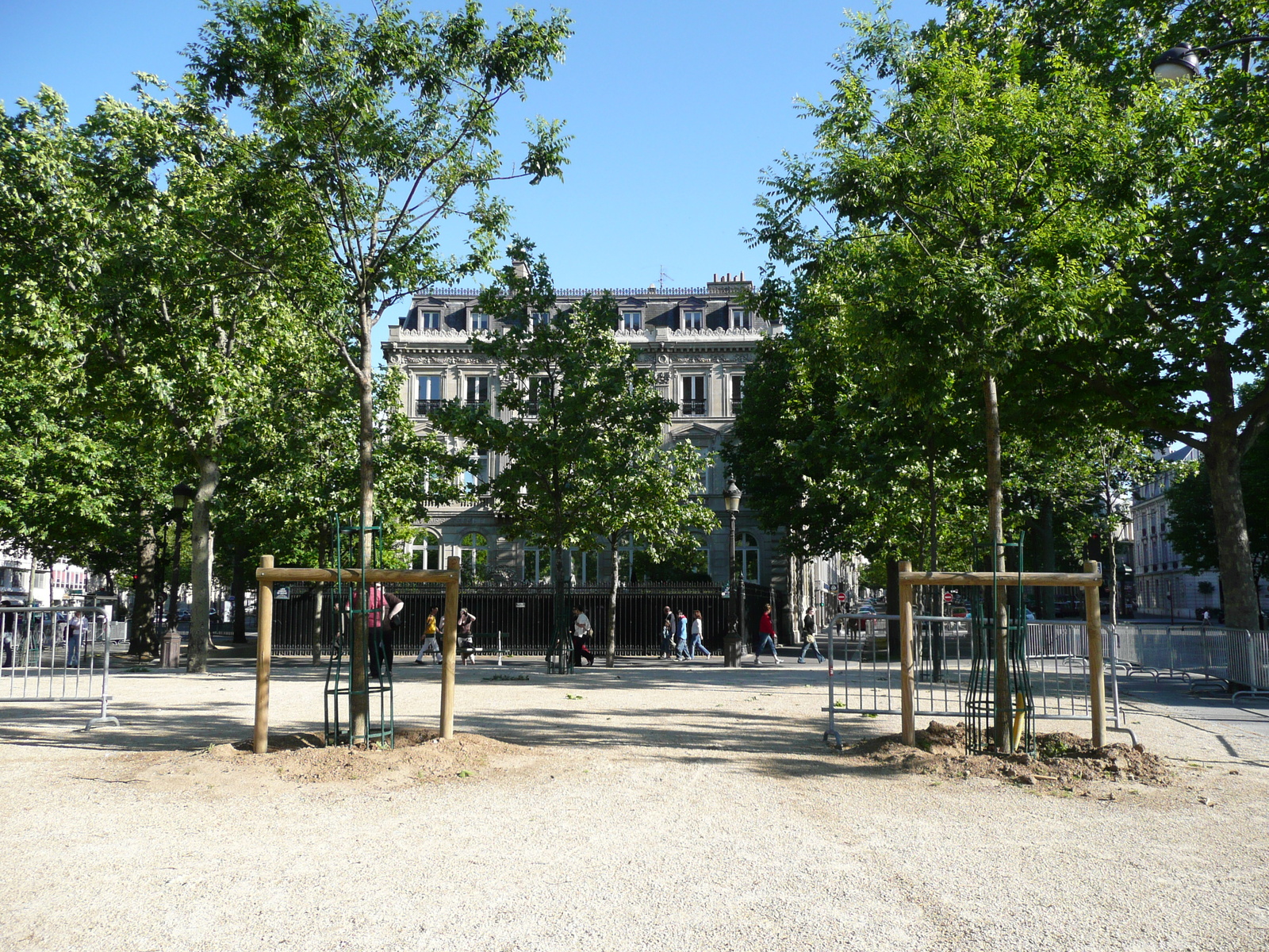照片 法国(France) 巴黎(Paris) 星形广场和凯旋门(Etoile and Arc de Triomphe) 2007-05 109