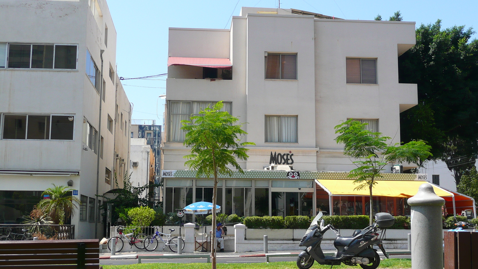 照片 以色列(Israel) 特拉维夫(Tel Aviv) 罗斯柴尔德大道(Rothschild Street) 2007-06 4