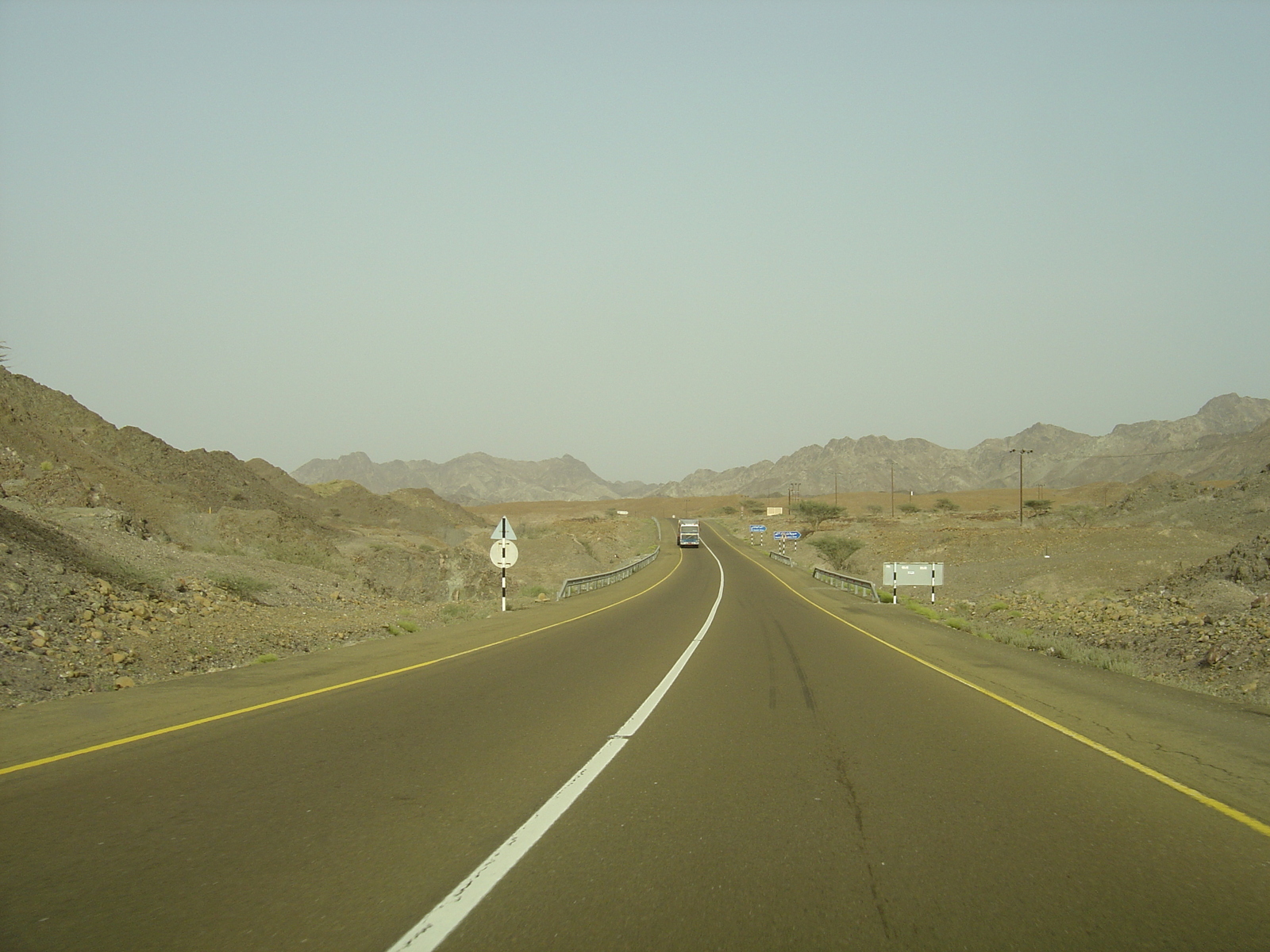 照片 阿曼(Oman) 布赖米至苏哈尔公路(Buraimi to Sohar road) 2005-03 24