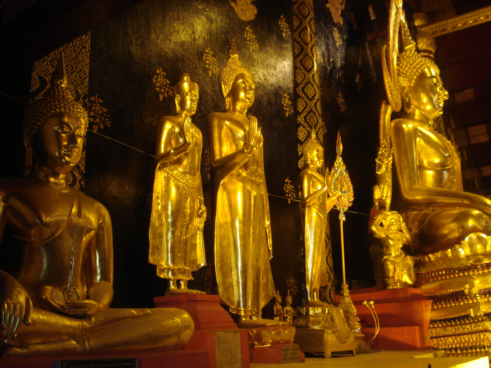 照片 泰国(Thailand) 彭世洛(Phitsanulok) 玛哈泰寺（大舍利寺）(Wat Pra Sri Rattana Mahathat Vora Maha Vihar) 2008-01 36