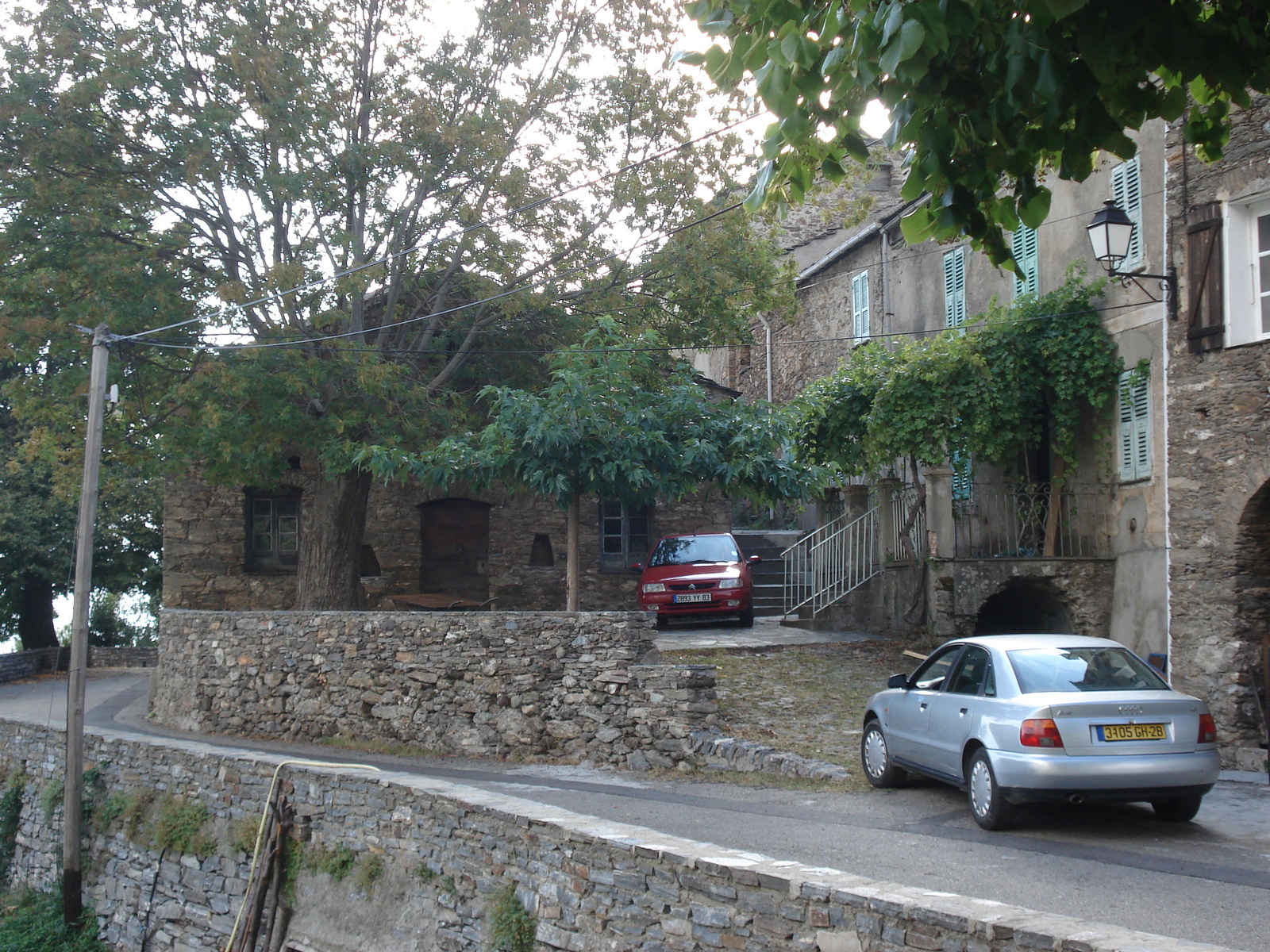照片 法国(France) 科西嘉岛(Corsica) 阿莱萨尼山谷(Valle d'alesani) 2006-09 17
