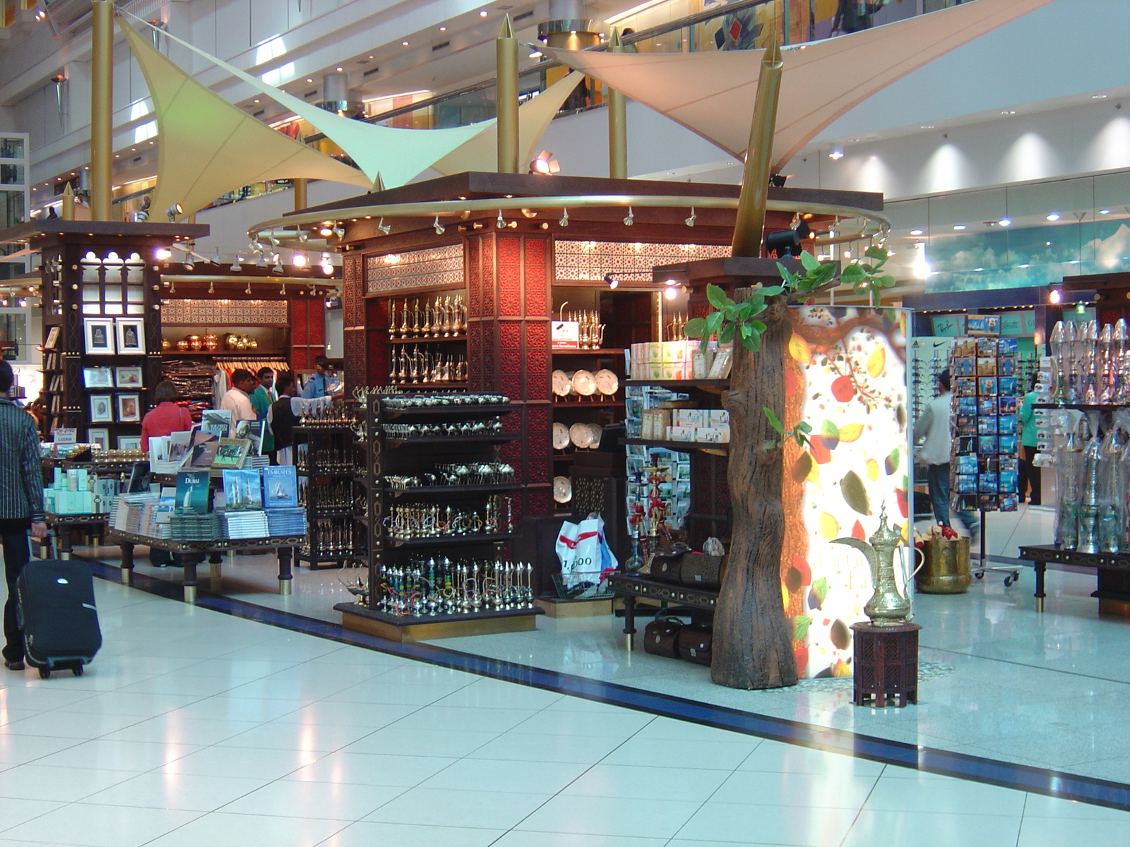 照片 阿联酋(United Arab Emirates) 迪拜(Dubai) 迪拜国际机场(Dubai International Airport) 2005-09 4