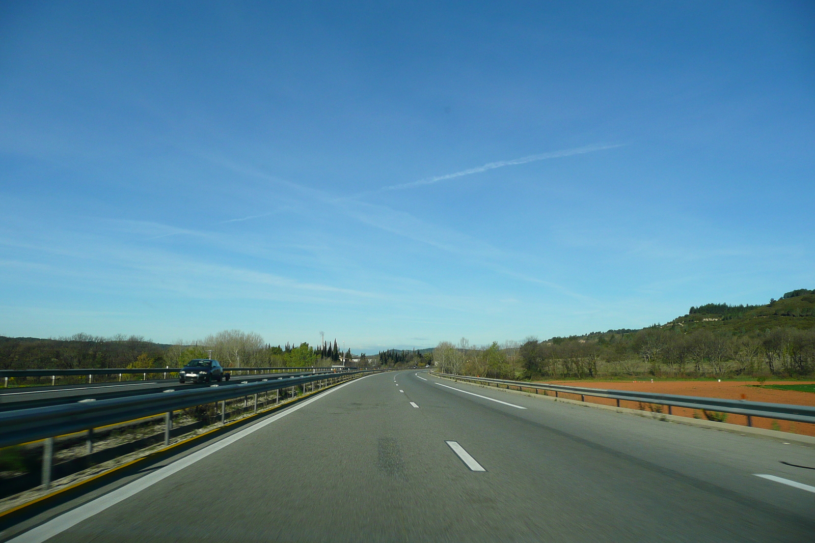 照片 法国(France) 蔚蓝海岸(French Riviera) 勒吕克至艾克斯公路(Le Luc to Aix Road) 2008-04 37