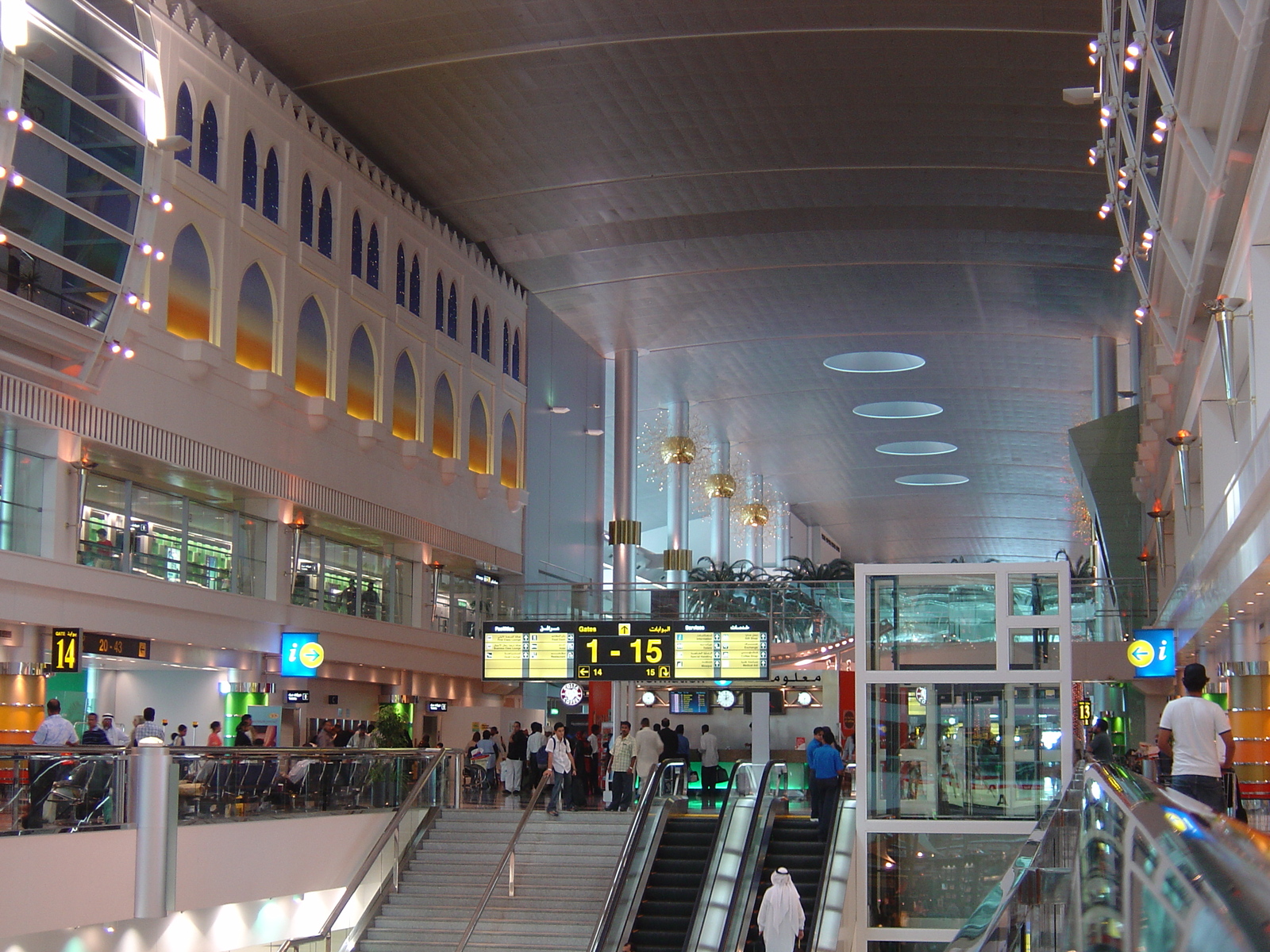 照片 阿联酋(United Arab Emirates) 迪拜(Dubai) 迪拜国际机场(Dubai International Airport) 2005-09 0