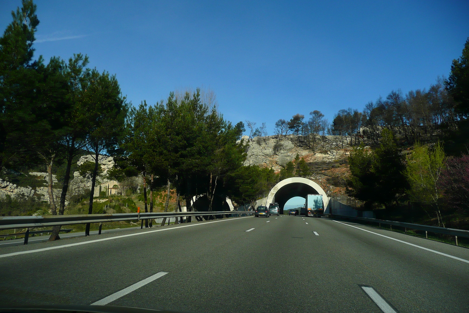 照片 法国(France) 蔚蓝海岸(French Riviera) 勒吕克至艾克斯公路(Le Luc to Aix Road) 2008-04 43