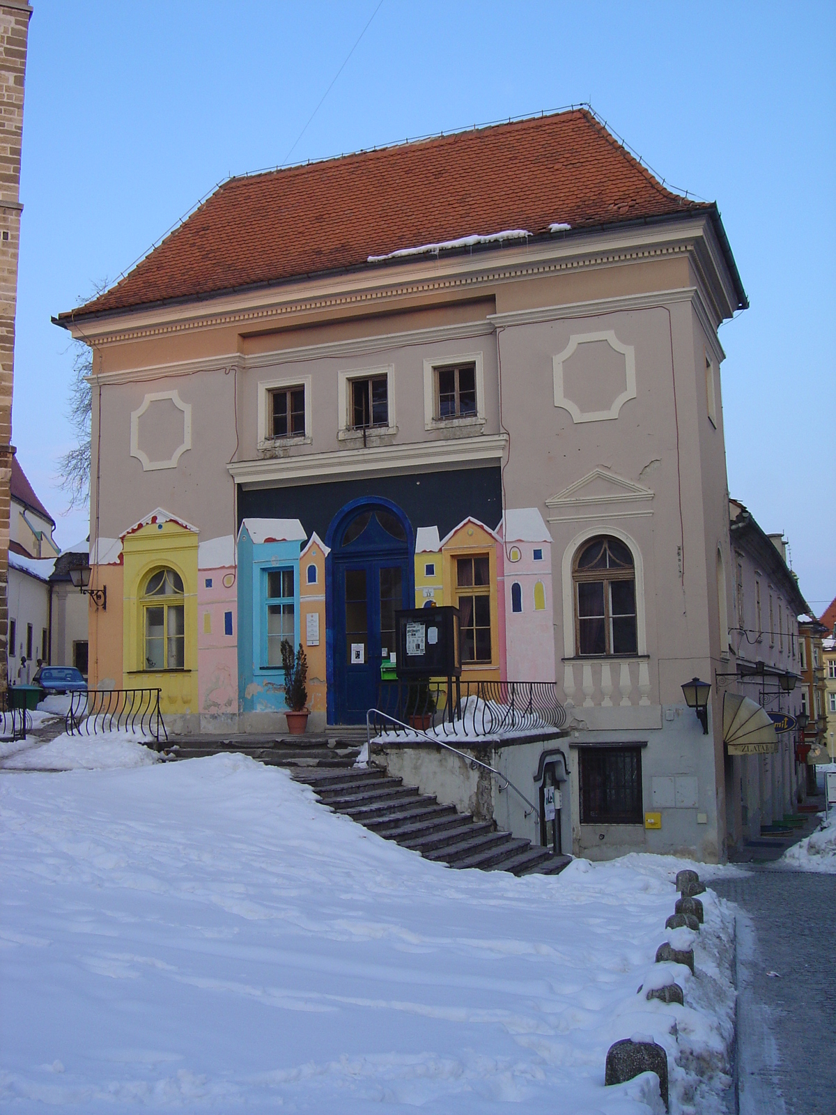照片 斯洛文尼亚(Slovenia) 普图伊(Ptuj) 2005-03 29