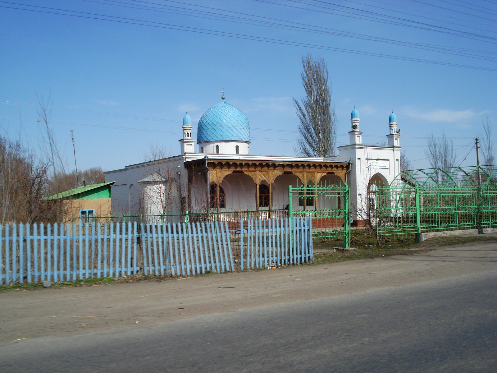 照片 哈萨克斯坦(Kazakhstan) 阿拉木图至恰伦峡谷公路(Almaty to Charyn Canyon road) 2007-03 25