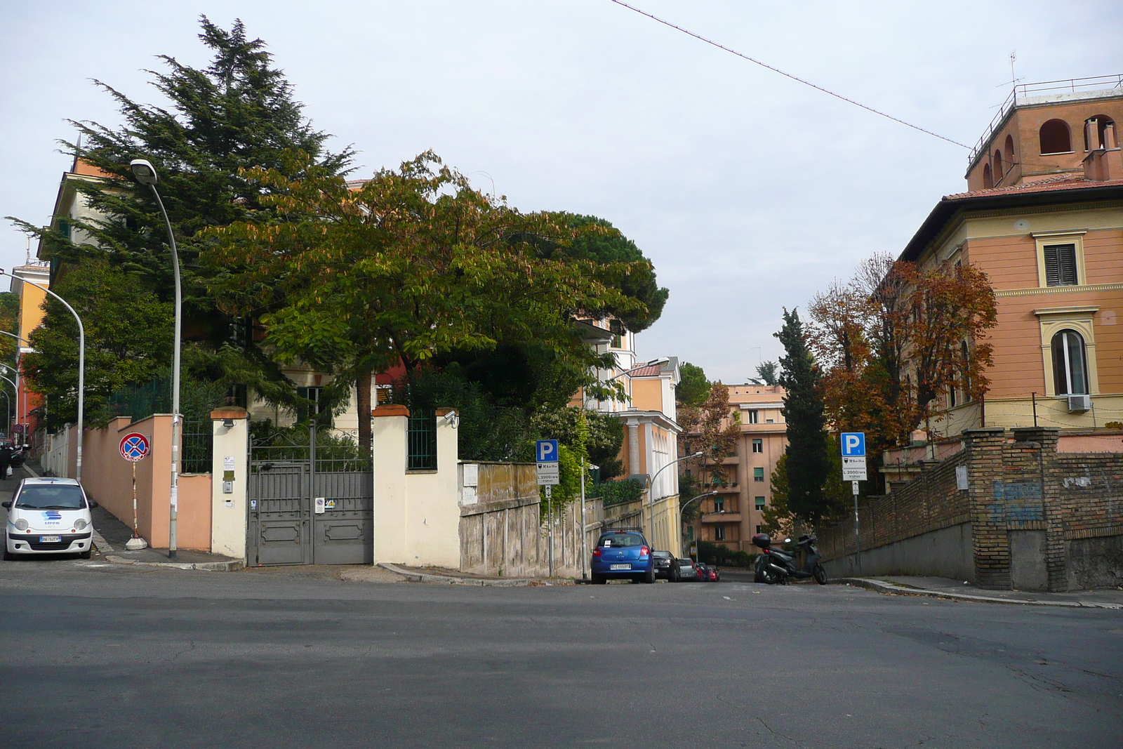 照片 意大利(Italy) 罗马(Rome) 贾科莫·梅迪奇街(Via Giacomo Medici) 2007-11 16