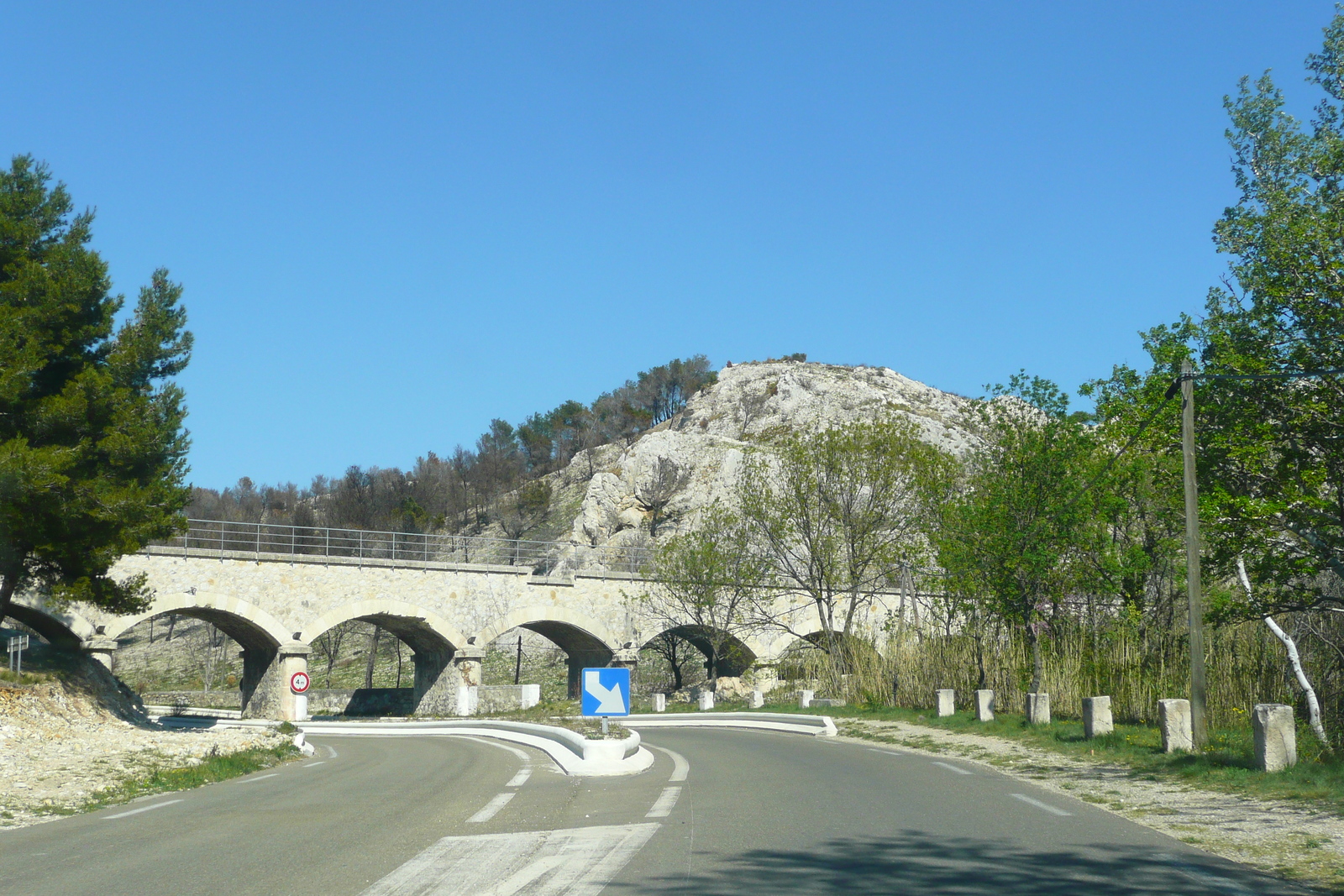 照片 法国(France) 普罗旺斯(Provence) 穆里耶至莱博公路(Mouries to Baux de Provence road) 2008-04 17