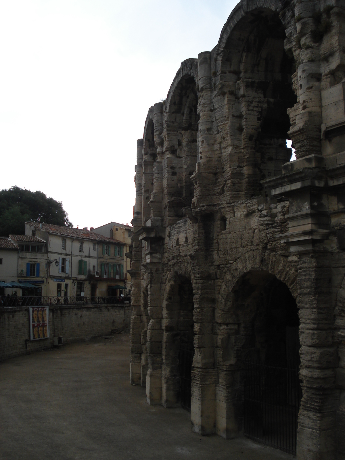 照片 法国(France) 阿尔勒(Arles) 2006-06 11
