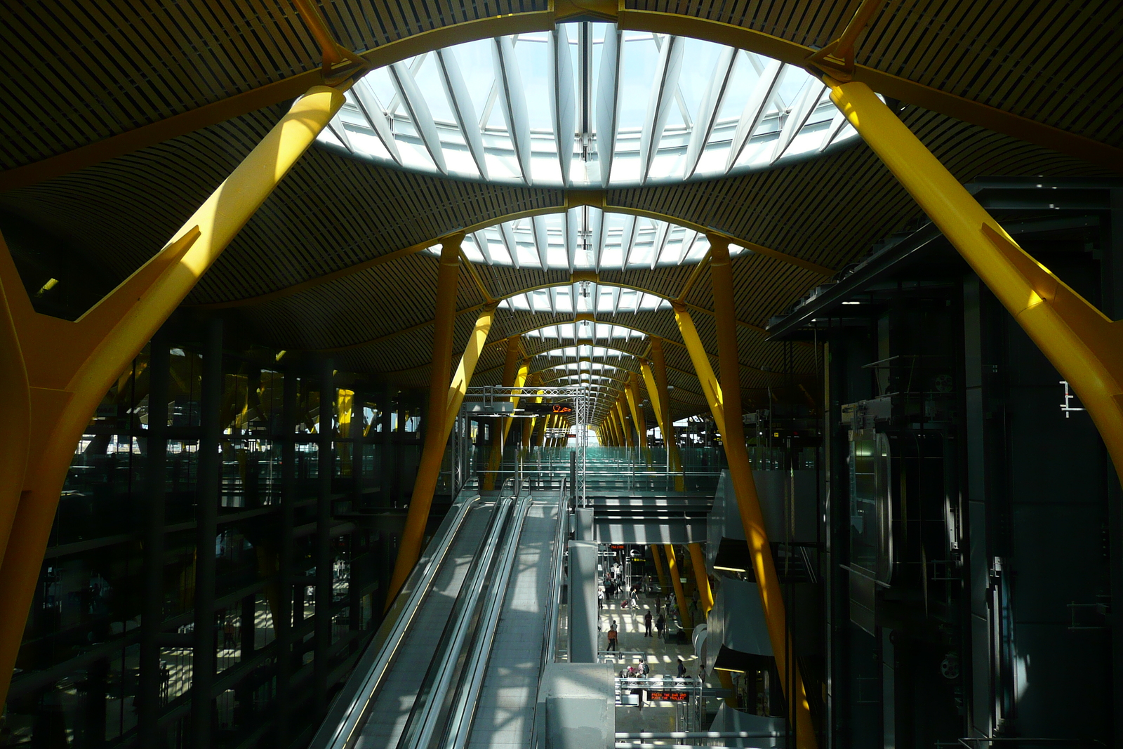 照片 西班牙(Spain) 马德里(Madrid) 巴拉哈斯机场(Barajas Airport) 2007-09 16
