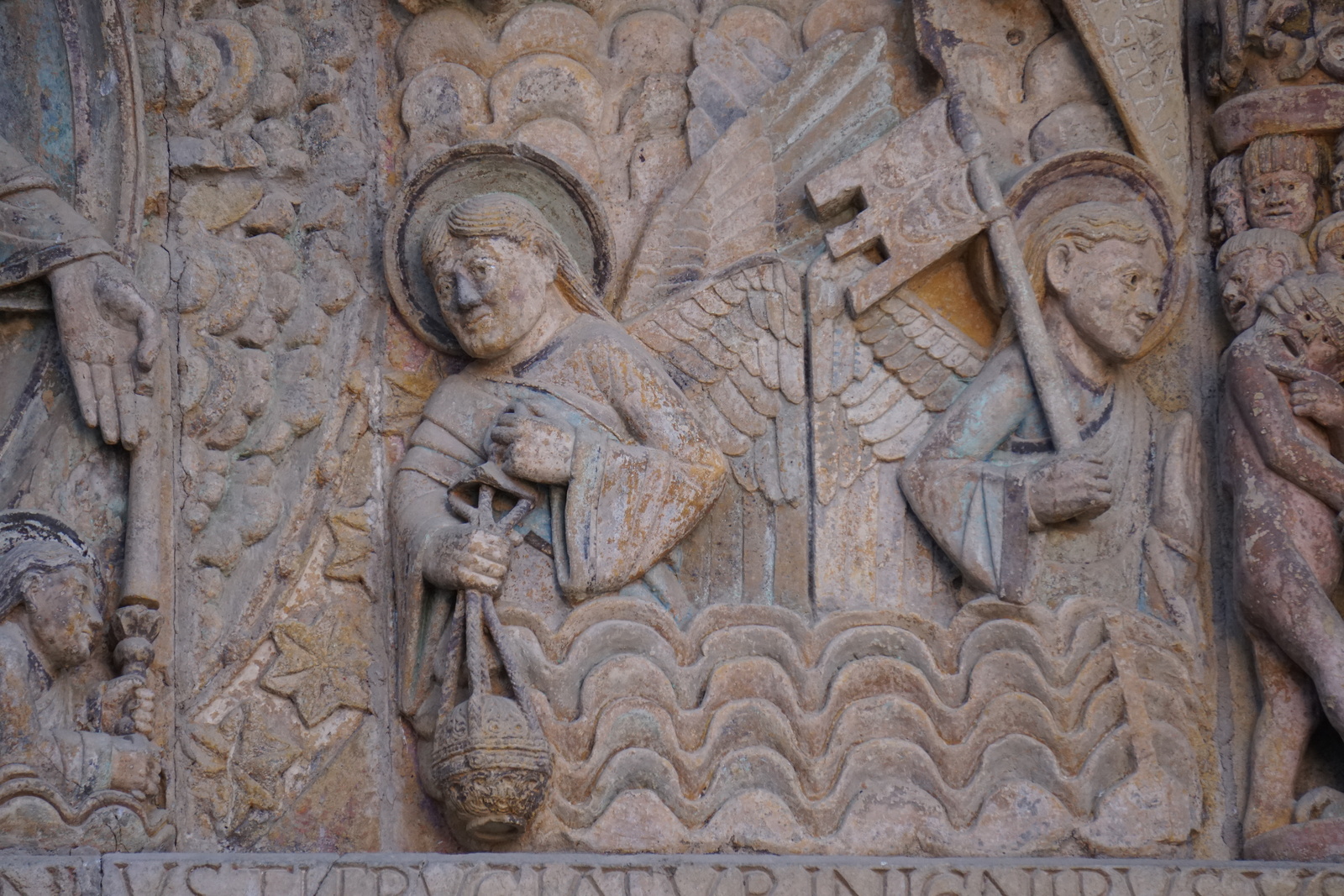 照片 法国(France) 孔克(Conques) 孔克圣福瓦修道院教堂(Abbatiale Sainte-Foy de Conques) 2018-04 13