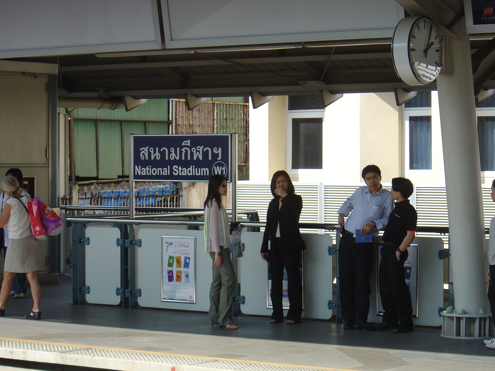 照片 泰国(Thailand) 曼谷(Bangkok) 轻轨(Sky Train) 2004-12 56