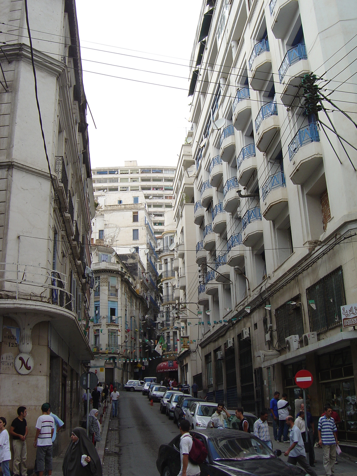 照片 阿尔及利亚(Algeria) 阿尔及尔(Algiers) 2004-09 54