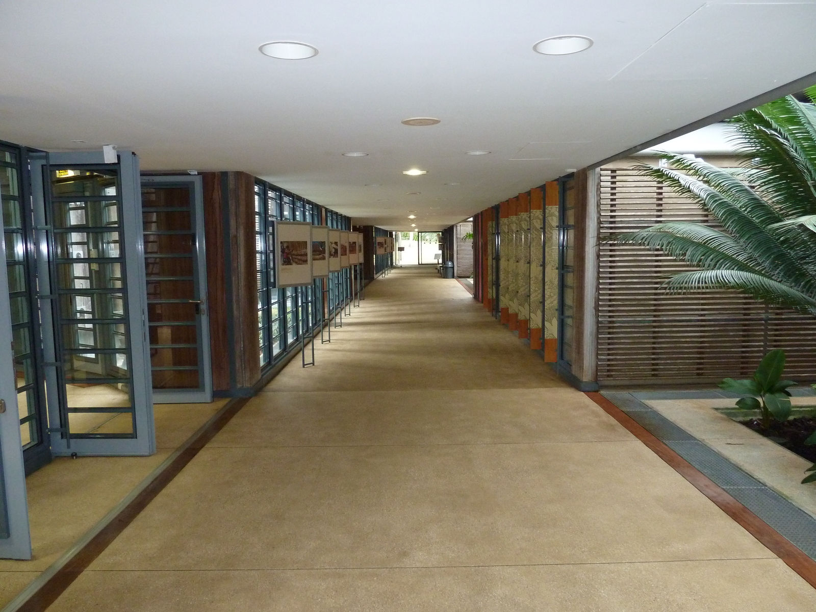 照片 新喀里多尼亚(New Caledonia) 吉巴欧文化中心(Tjibaou Cultural Centre) 2010-05 8