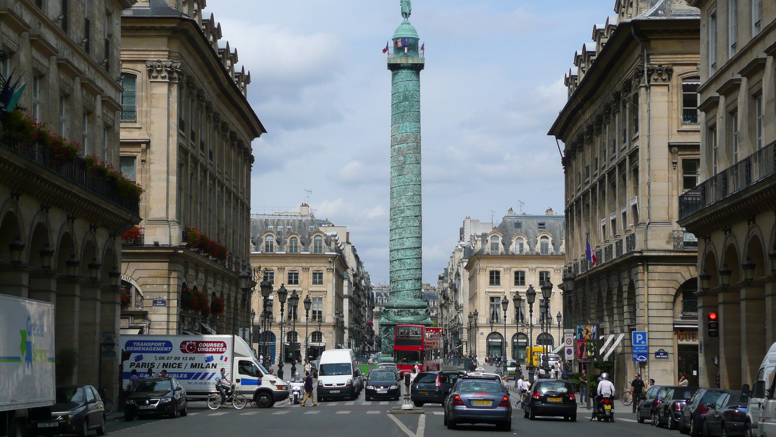 照片 法国(France) 巴黎(Paris) 旺多姆广场(Place Vendome) 2007-07 36