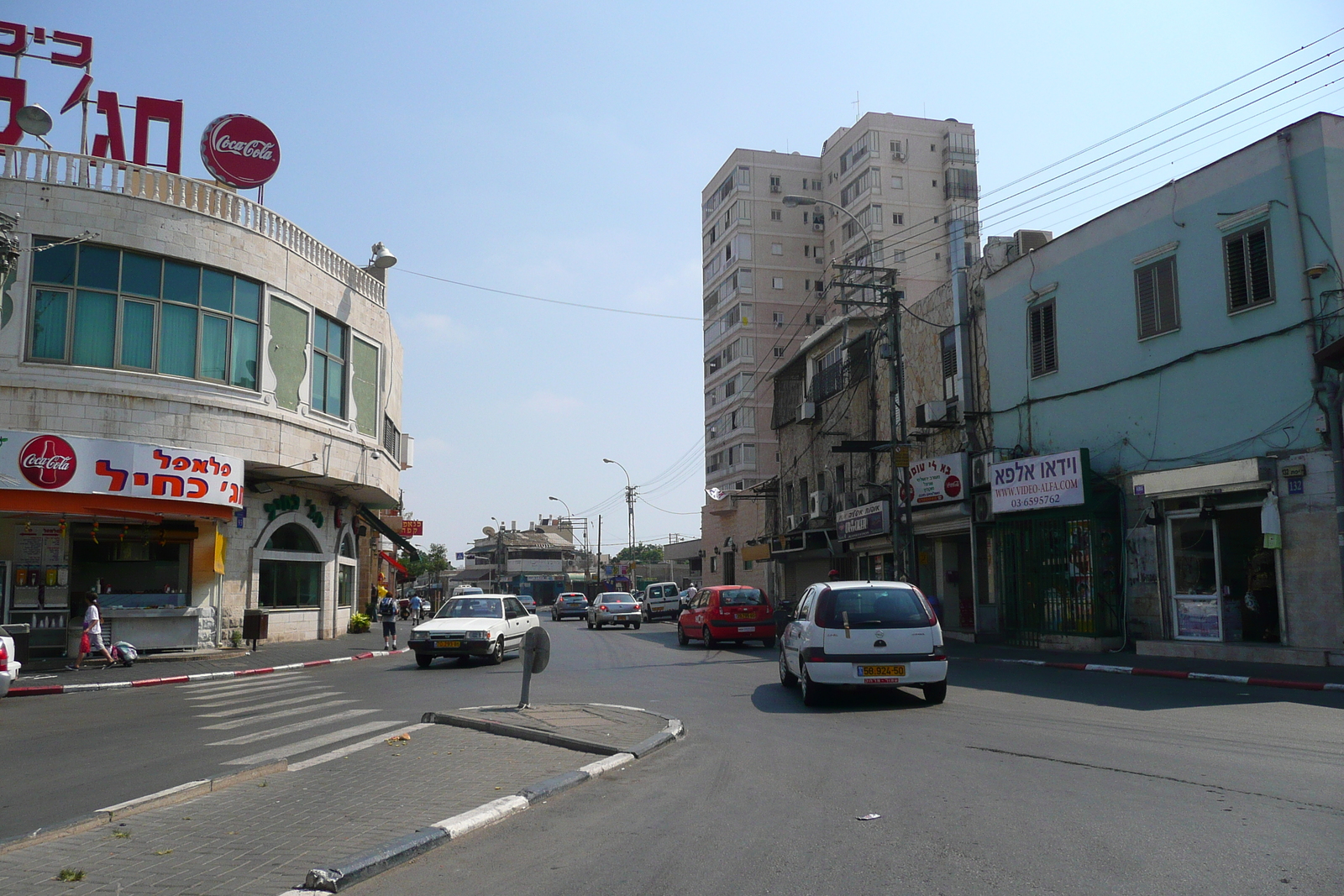 照片 以色列(Israel) 特拉维夫(Tel Aviv) 耶路撒冷街(Yerushalyim Street) 2007-06 2