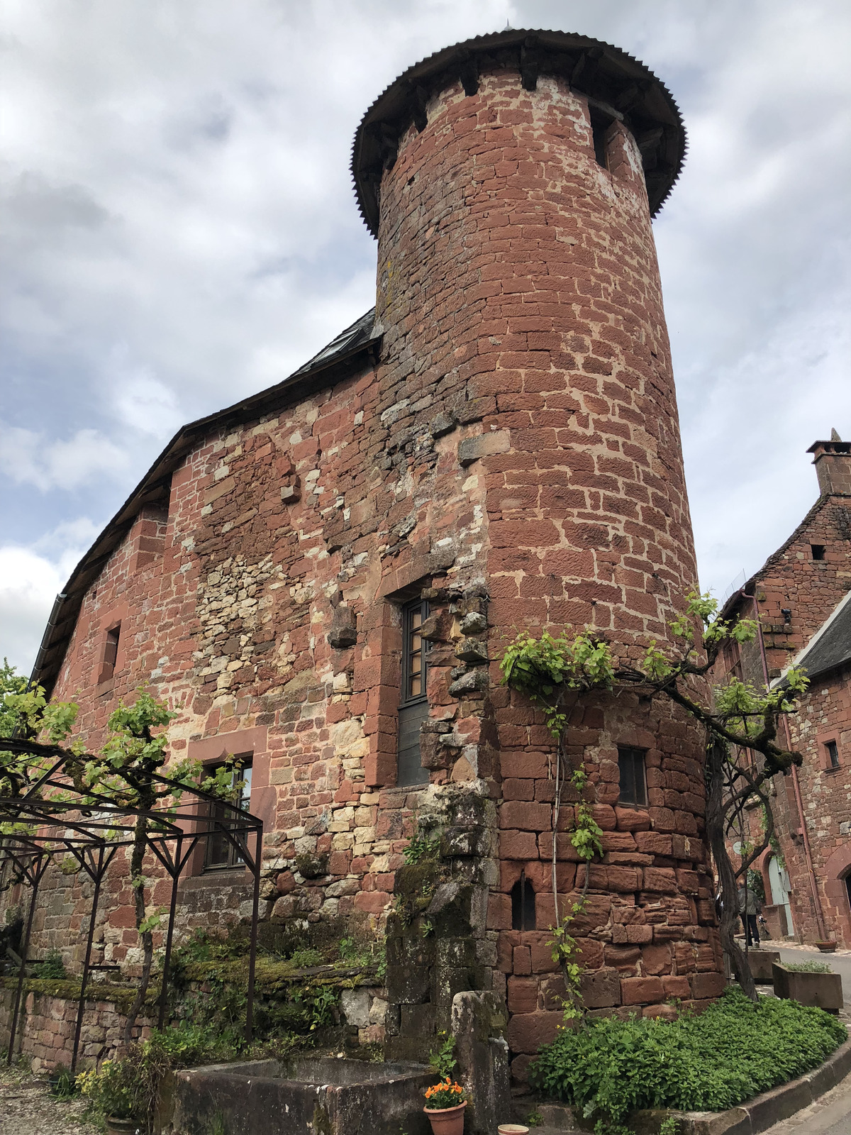 照片 法国(France) 科隆日拉鲁日(Collonges la Rouge) 2018-04 46