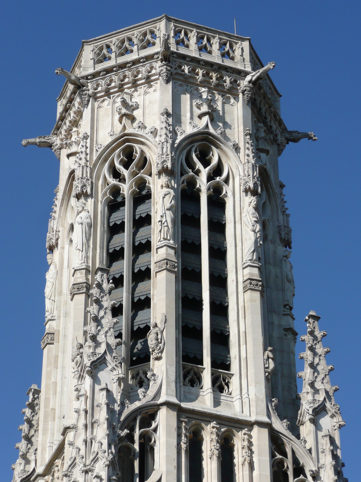 照片 法国(France) 巴黎(Paris) 卢浮宫广场(Place du Louvre) 2007-08 19
