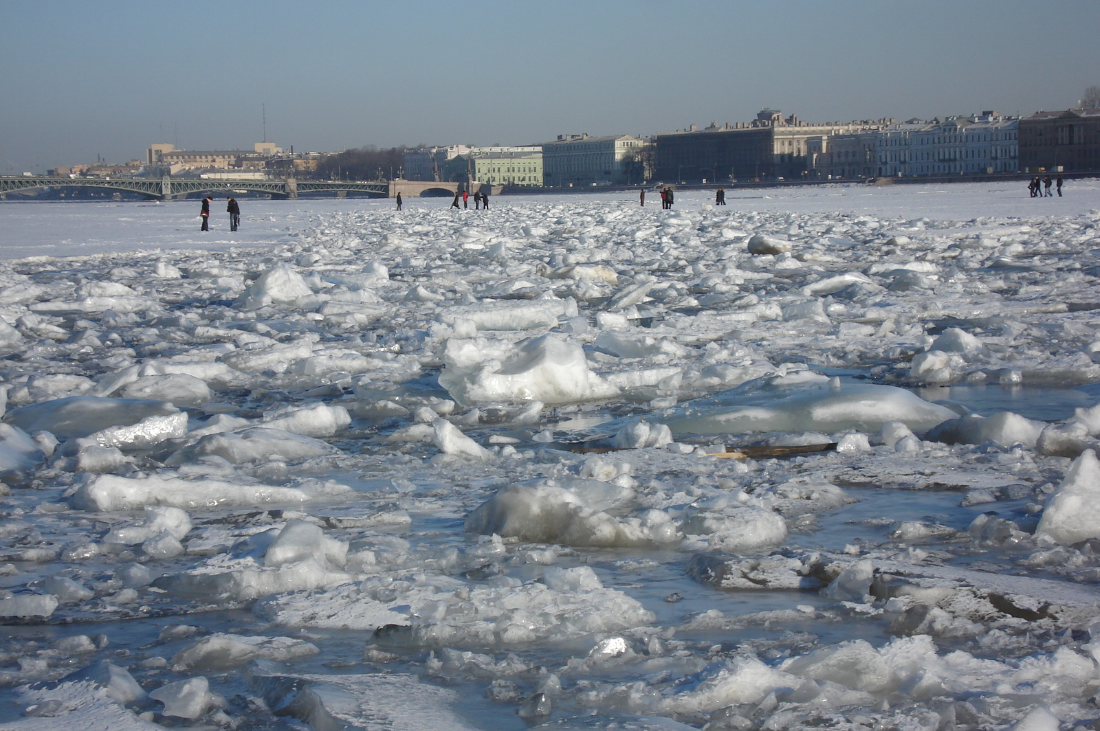 照片 俄罗斯(Russia) 圣彼得堡(St Petersburg) 涅瓦河(Neva) 2006-03 10