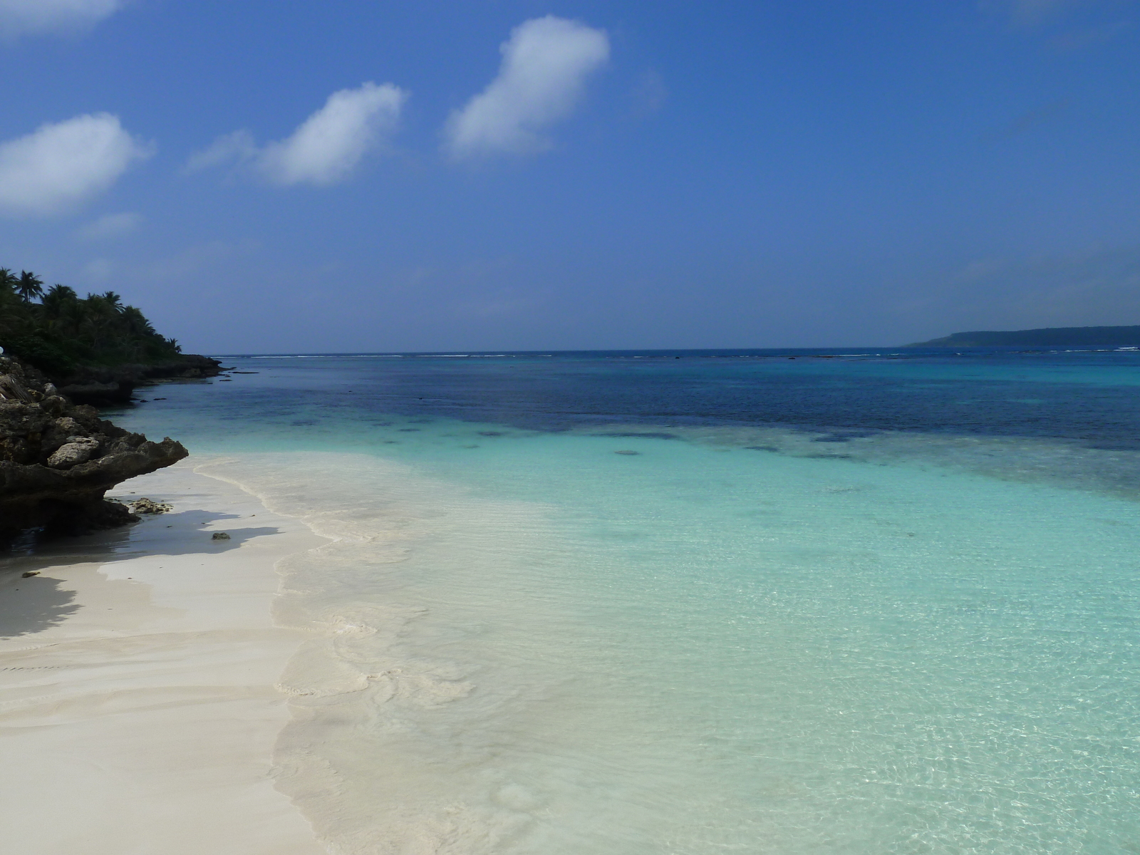 照片 新喀里多尼亚(New Caledonia) 利富岛(Lifou) 卢埃西拉(Luecilla) 2010-05 10