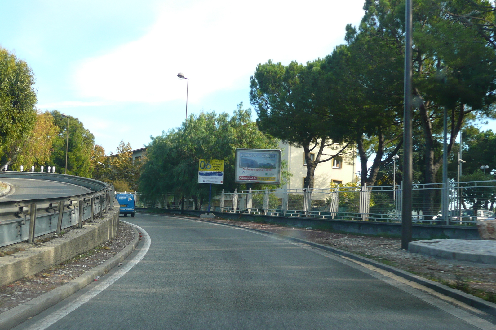 照片 法国(France) 蔚蓝海岸(French Riviera) 滨海卡涅至尼斯公路(Cagnes sur Mer to Nice road) 2007-10 36