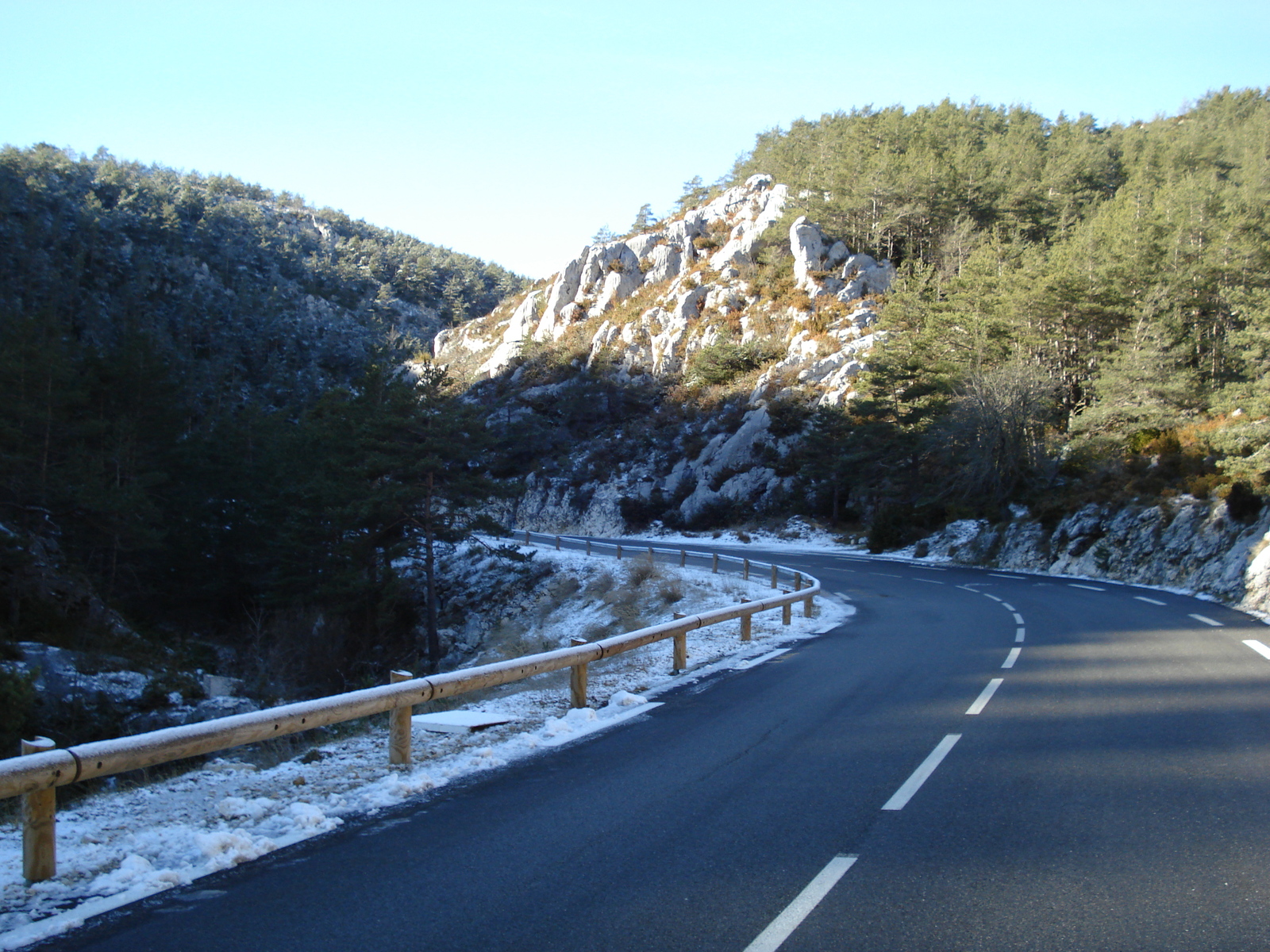 照片 法国(France) 库尔瑟古勒至格雷奥利耶雪场公路(Coursegoule to Greolieres les neiges road) 2007-01 10