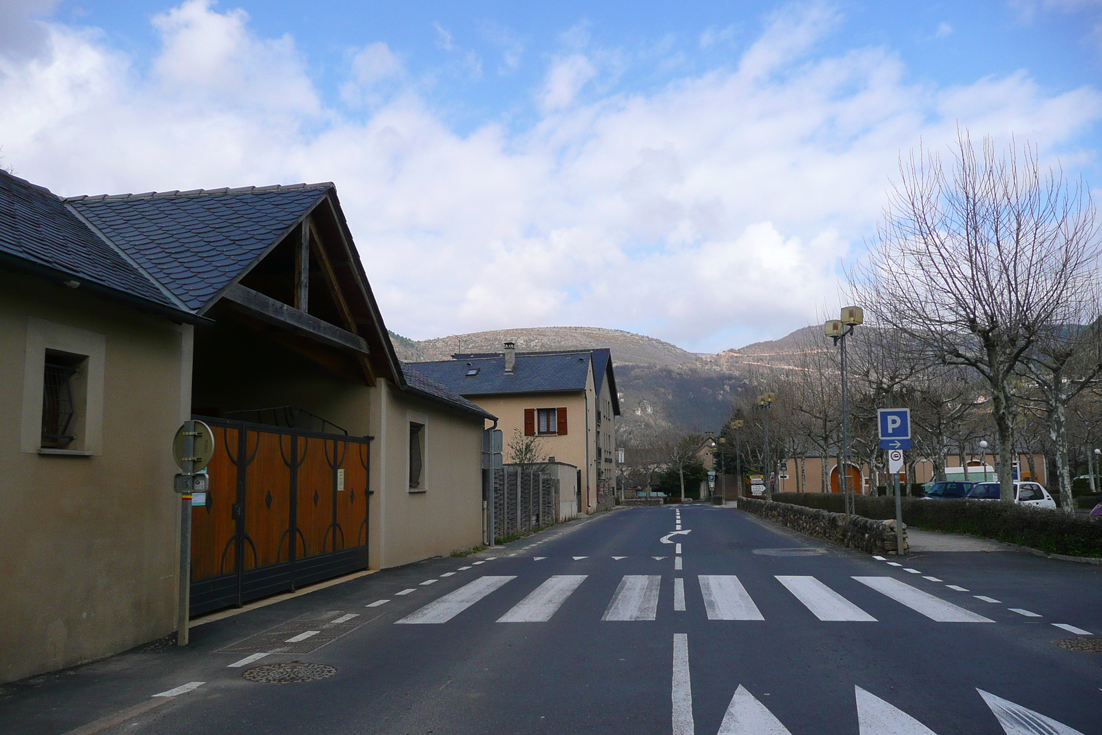 照片 法国(France) 塞文山脉(Cevennes Mountains) 科屈尔至弗洛拉克公路(Cocures to Florac road) 2008-04 25