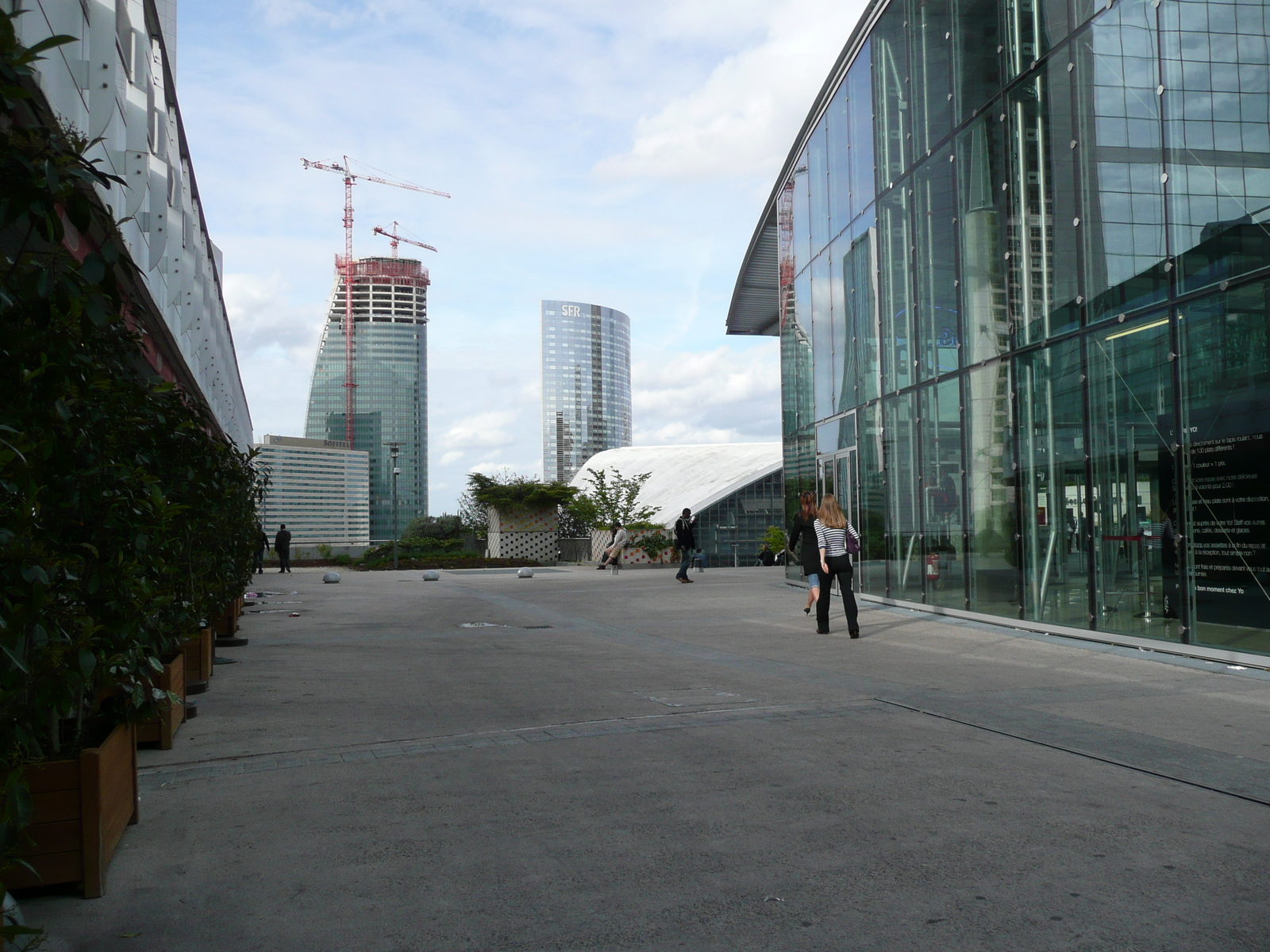 照片 法国(France) 巴黎(Paris) 拉德芳斯(La Defense) 四季购物中心(Les Quatre Temps) 2007-05 52