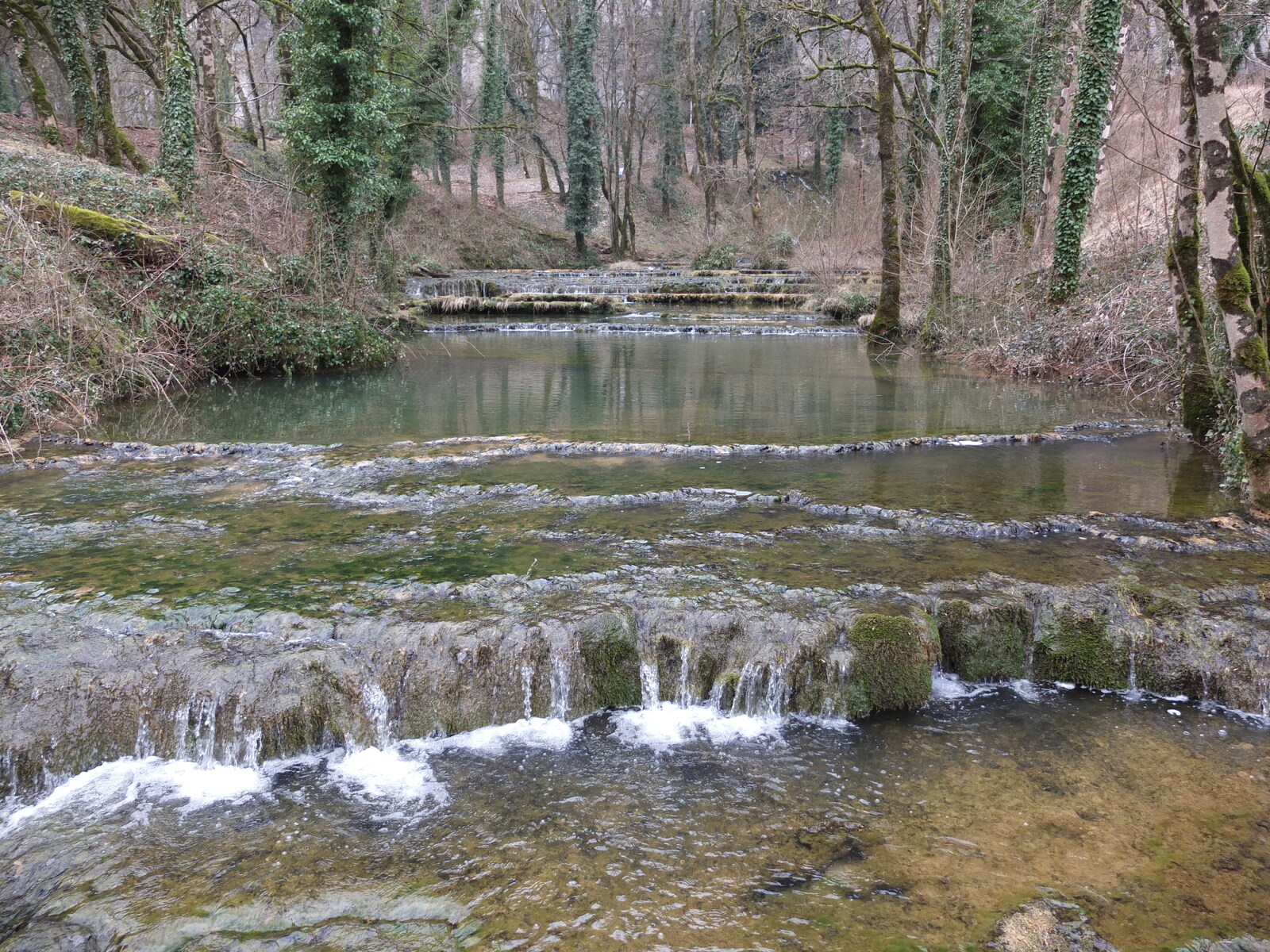 照片 法国(France) 博姆莱梅西厄(Baume les Messieurs) 2012-02 110