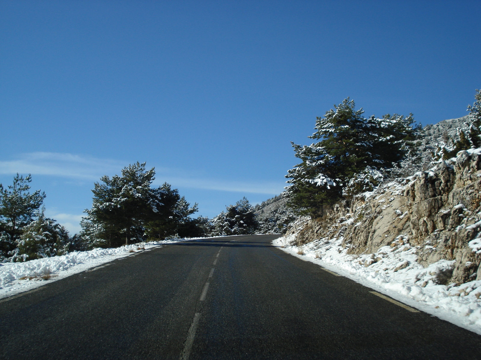 照片 法国(France) 库尔瑟古勒至格雷奥利耶雪场公路(Coursegoule to Greolieres les neiges road) 2007-01 72
