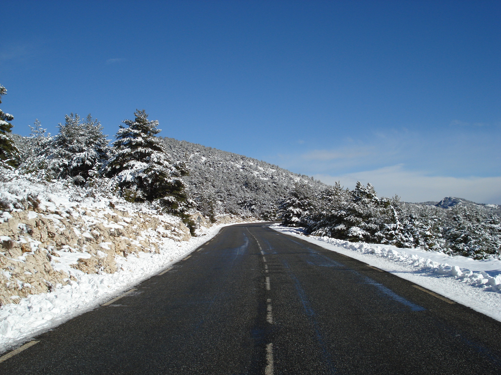 照片 法国(France) 库尔瑟古勒至格雷奥利耶雪场公路(Coursegoule to Greolieres les neiges road) 2007-01 65