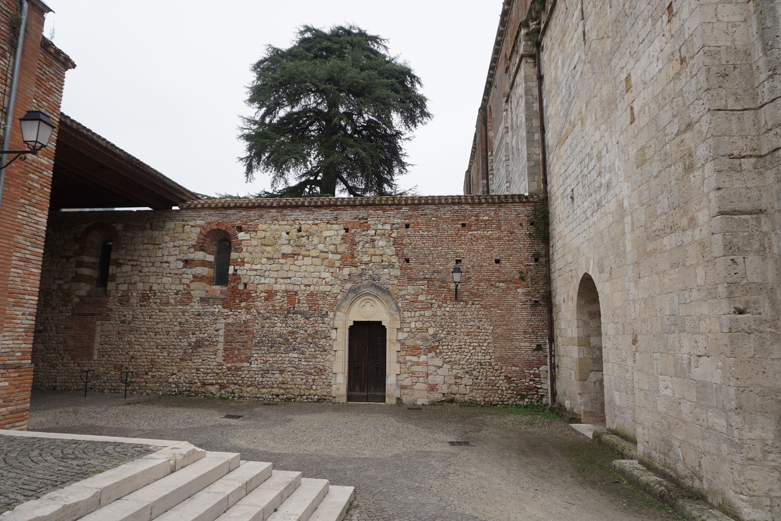 照片 法国(France) 穆瓦萨克(Moissac) 穆瓦萨克圣皮埃尔修道院(Abbaye Saint-Pierre de Moissac) 2017-08 56