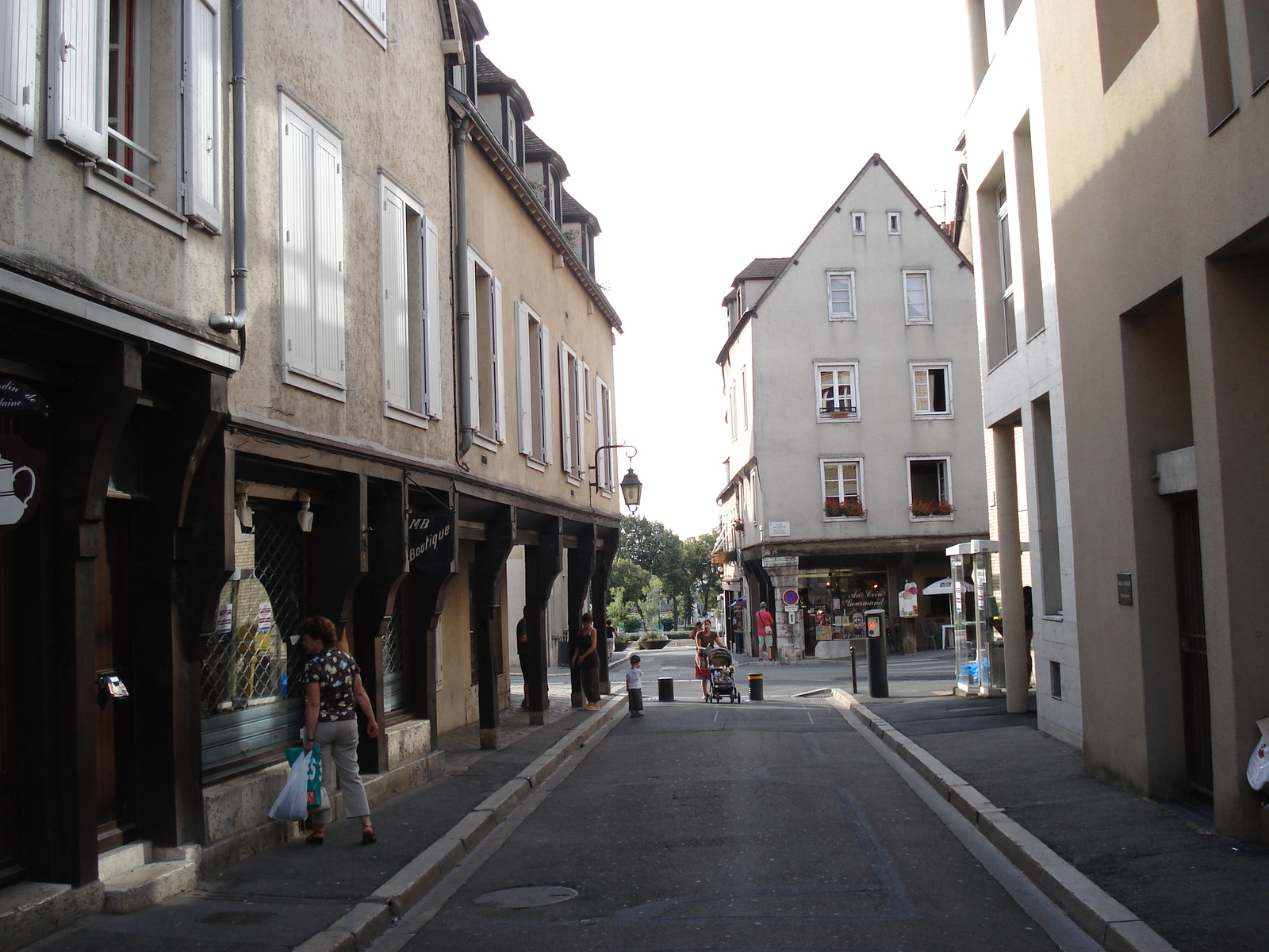照片 法国(France) 沙特尔(Chartres) 2006-08 31
