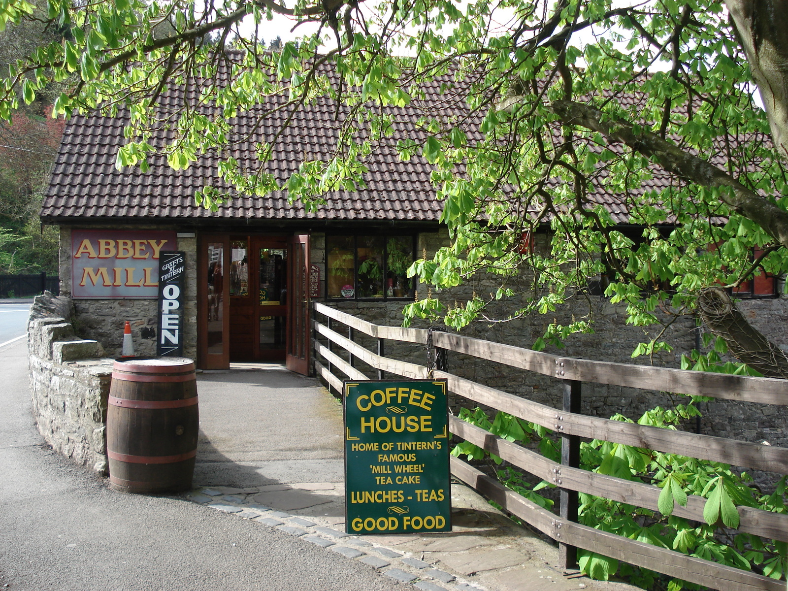 照片 英国(United Kingdom) 廷特恩(Tintern) 2006-05 14