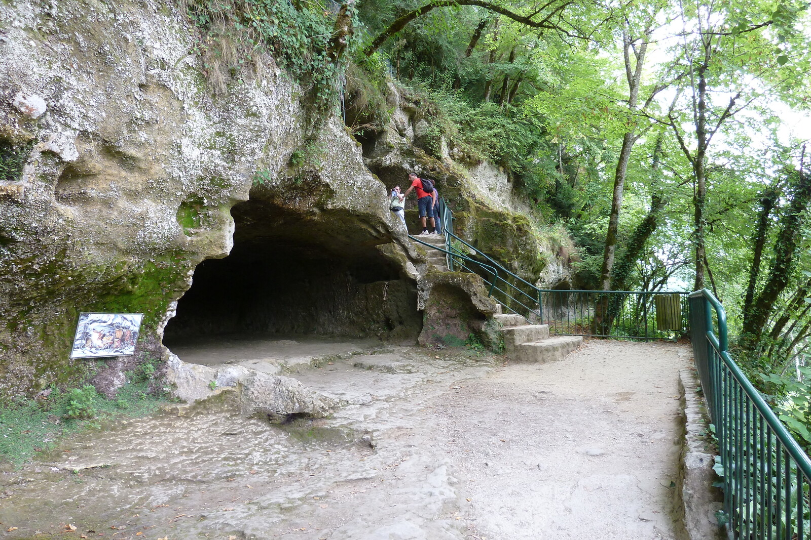 照片 法国(France) 圣克里斯托夫岩(La Roque St Christophe) 2010-08 59