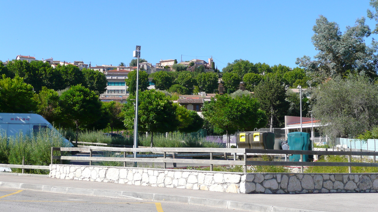 照片 法国(France) 拉戈德(La Gaude) 2007-07 92