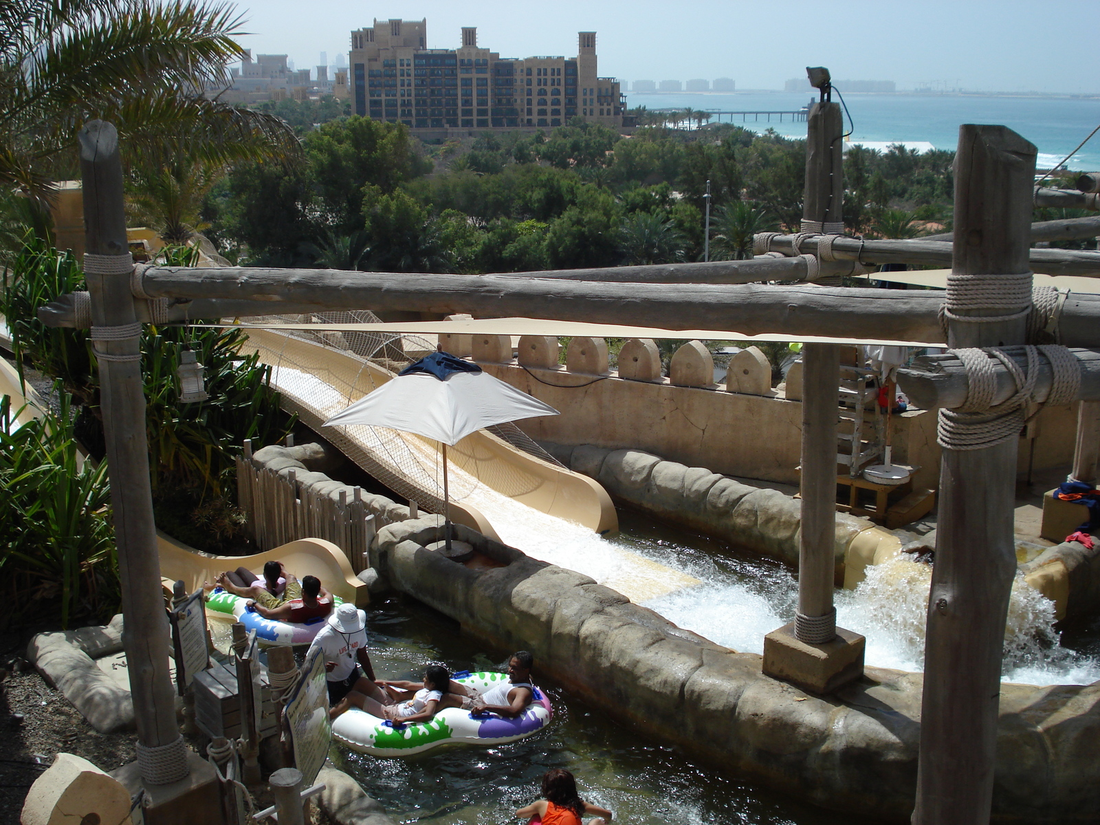 照片 阿联酋(United Arab Emirates) 迪拜(Dubai) 狂野干河水上乐园(Wild Wadi) 2007-03 0
