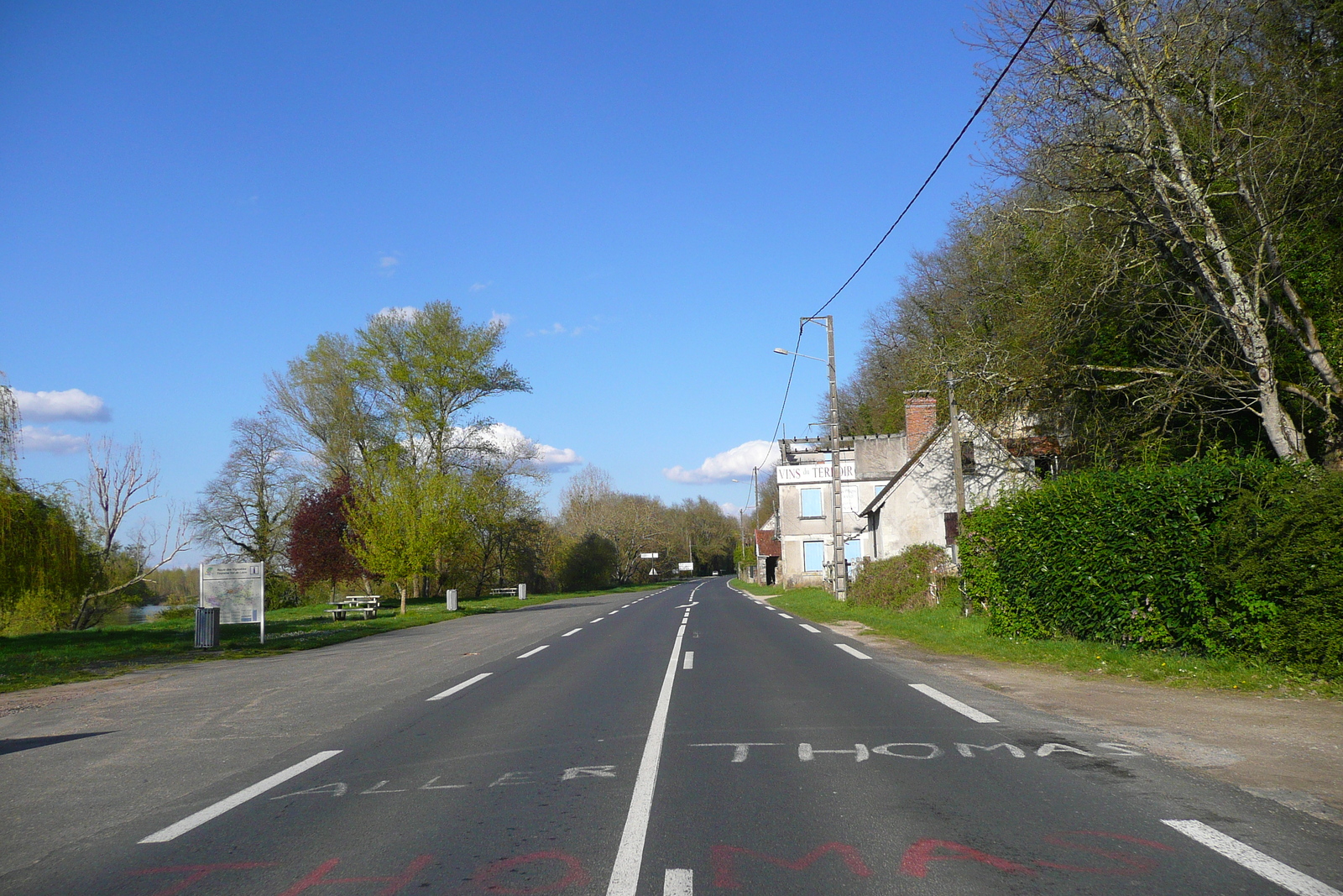 照片 法国(France) 昂布瓦斯(Amboise) 昂布瓦斯至布卢瓦公路(Amboise to blois road) 2008-04 19