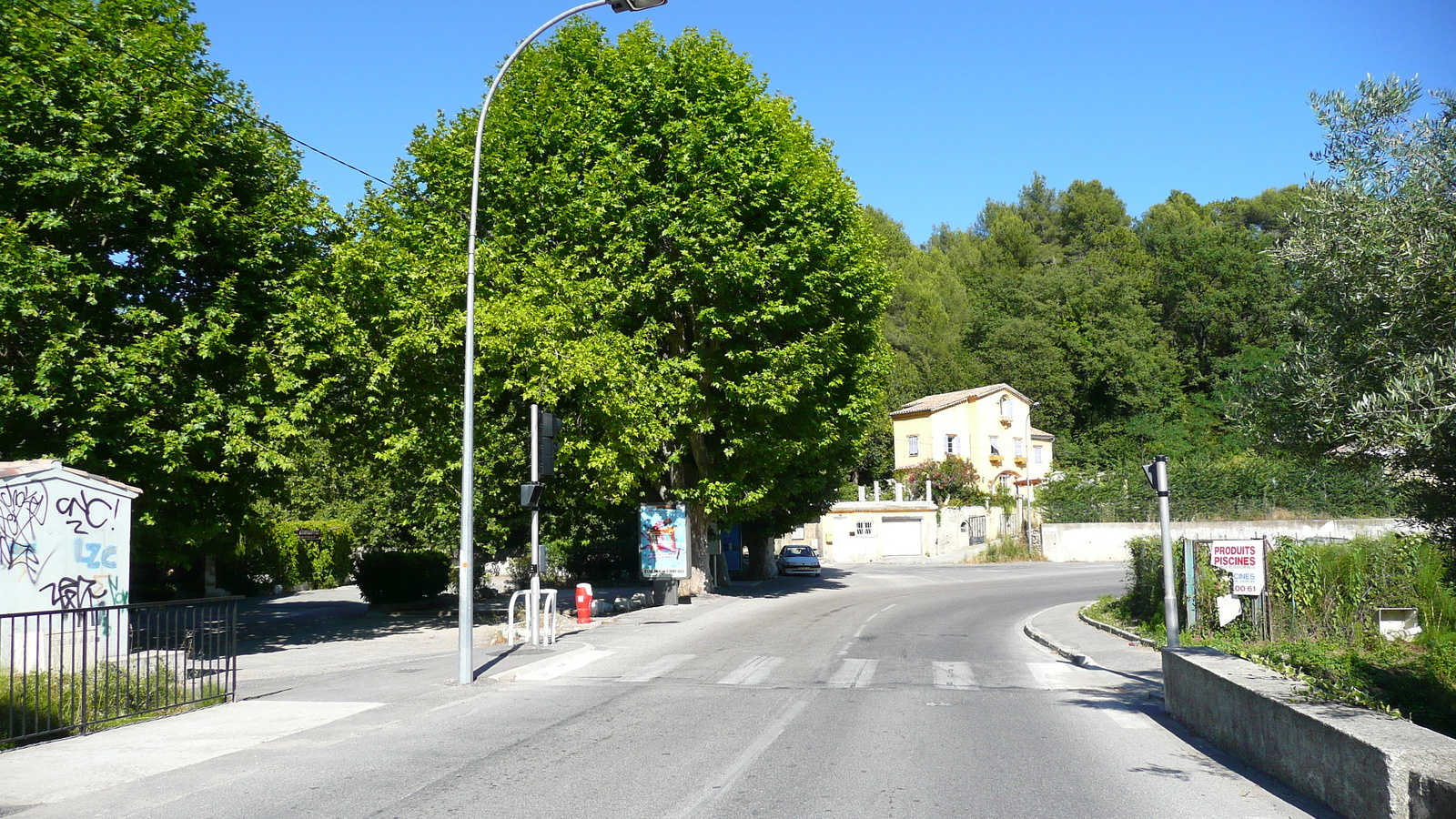 照片 法国(France) 拉戈德(La Gaude) 2007-07 29