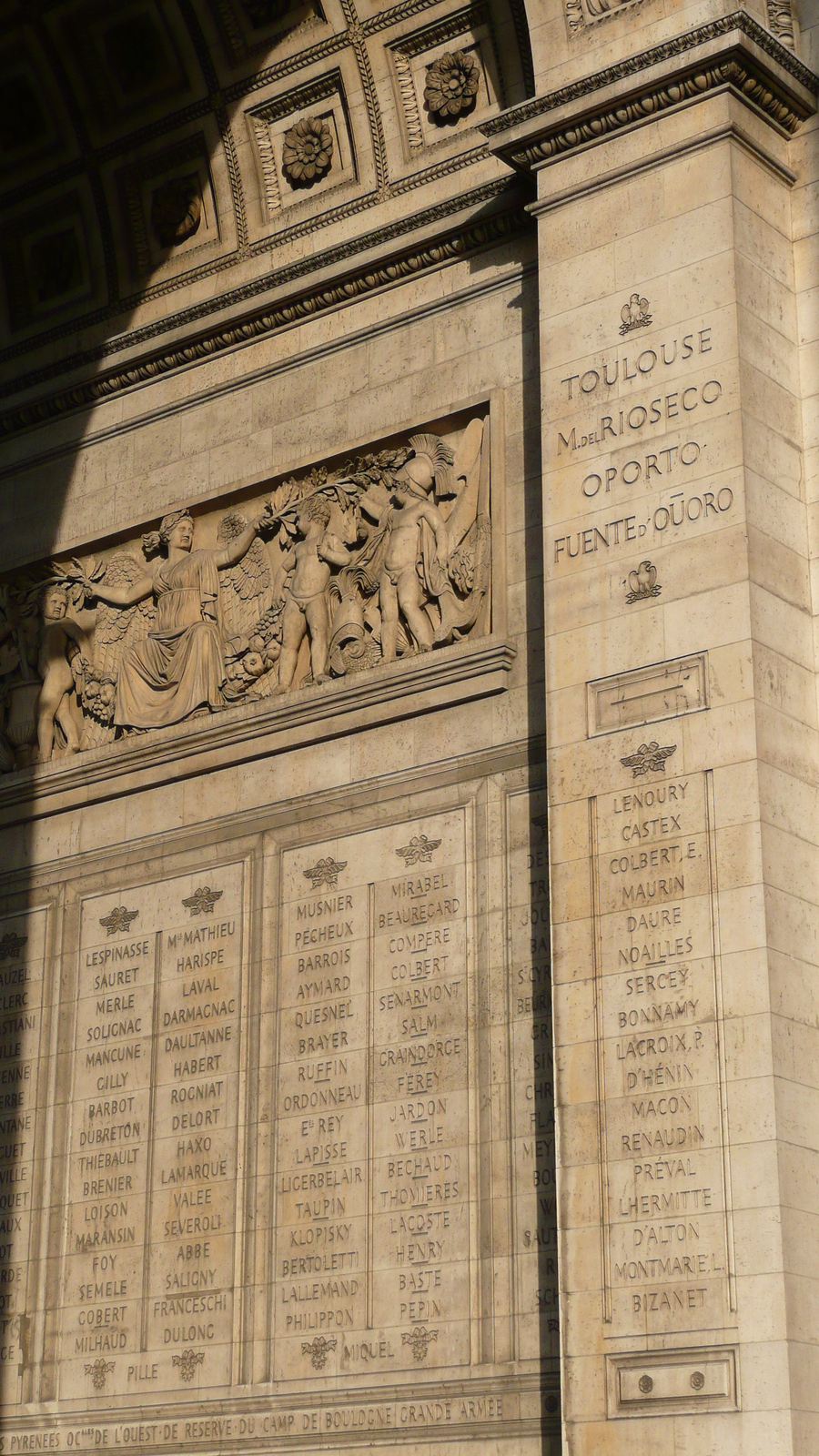 照片 法国(France) 巴黎(Paris) 星形广场和凯旋门(Etoile and Arc de Triomphe) 2007-06 15