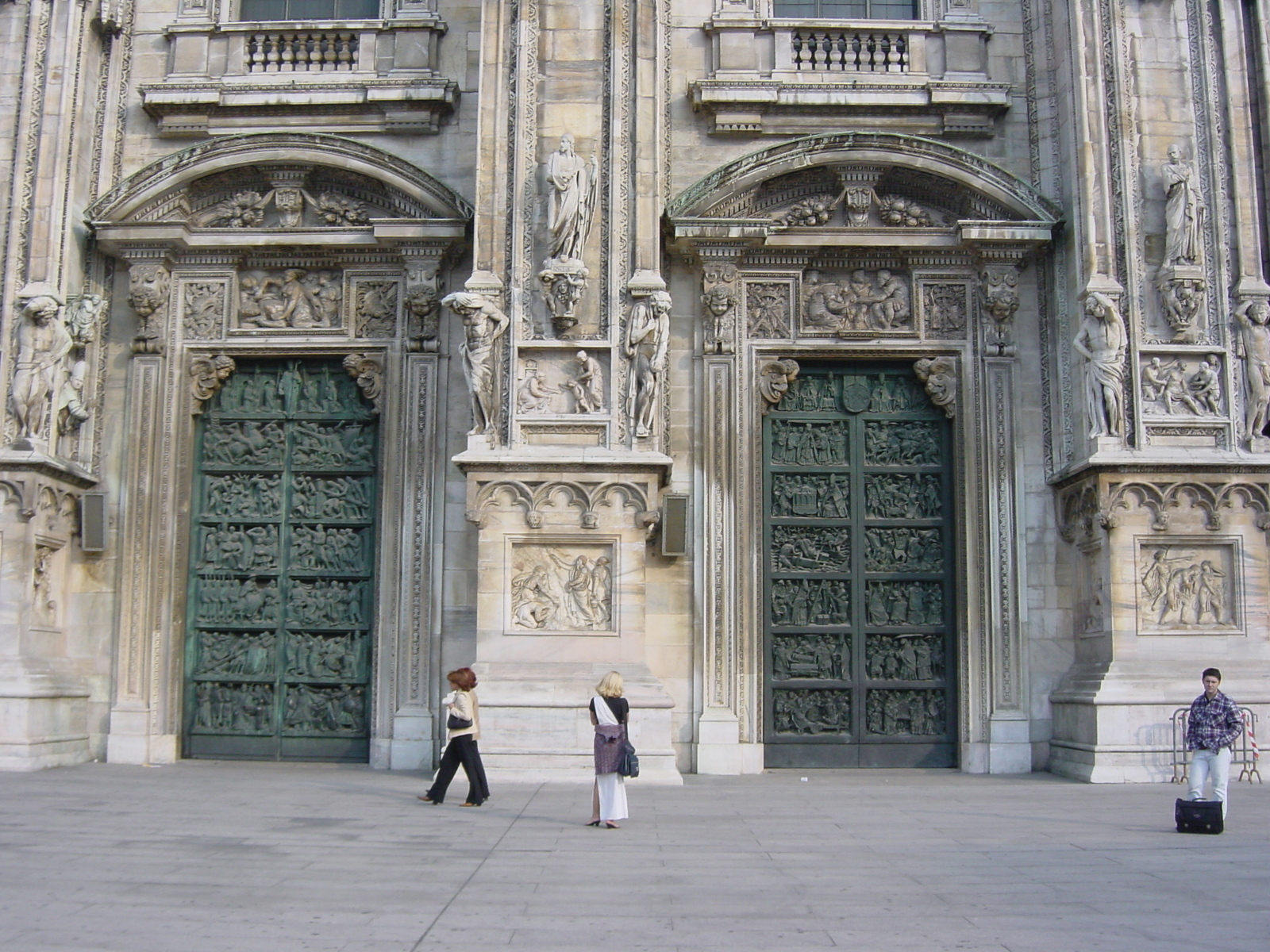 照片 意大利(Italy) 米兰(Milan) 大教堂(Duomo) 2001-10 30